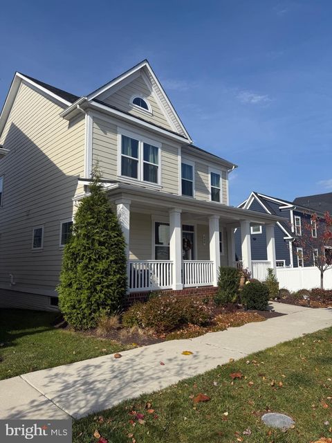 Homes For Sale - 508 Ladywell Street<br/> MIDDLE RIVER, MD 21220