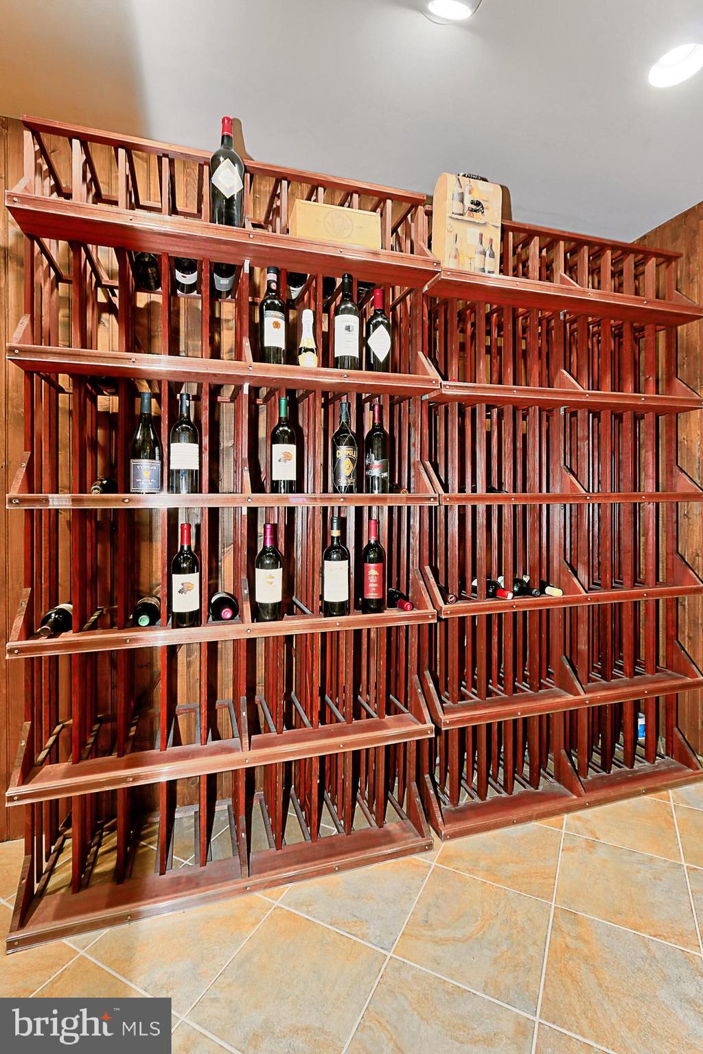 TIMBERBROOKE - Residential