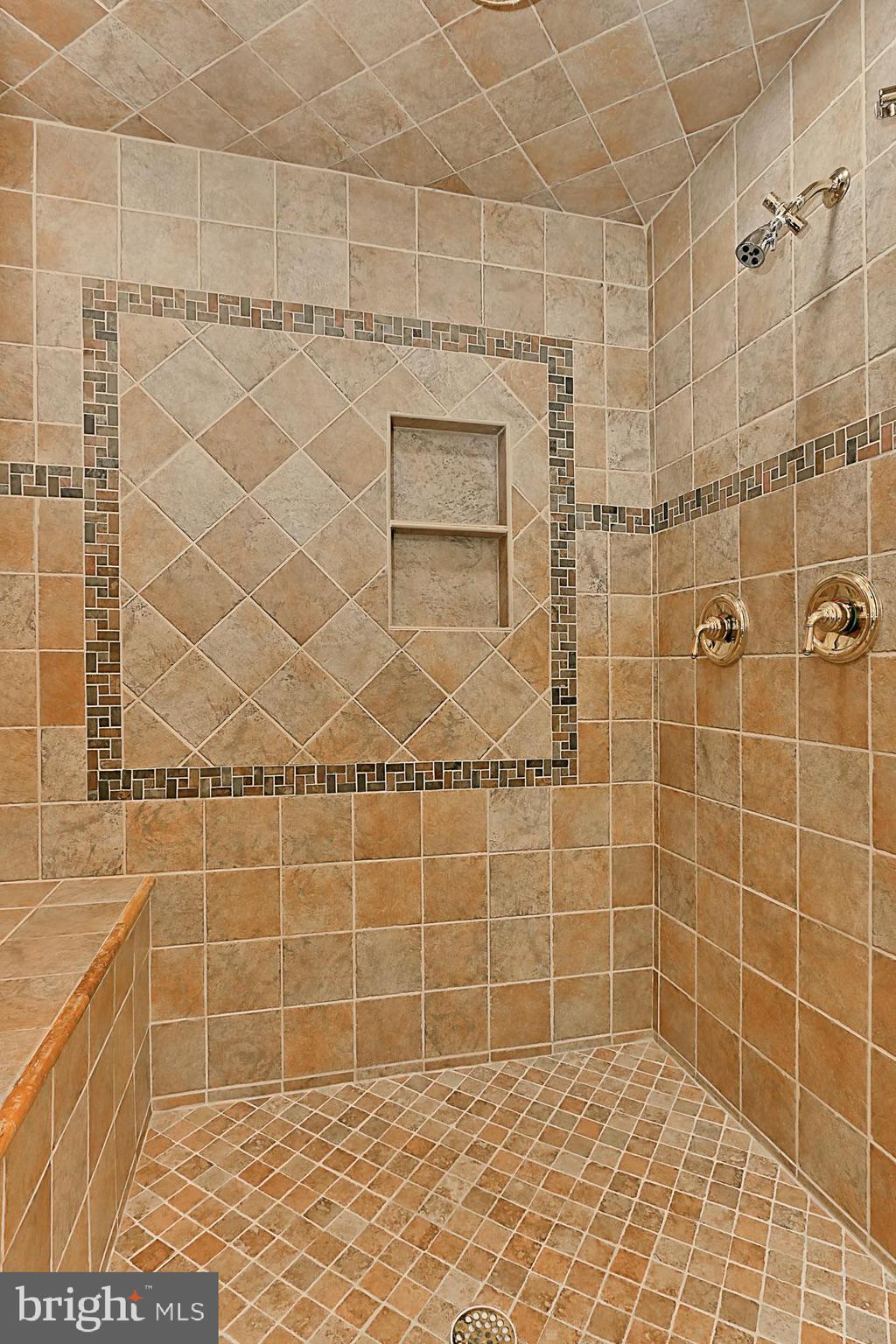 TIMBERBROOKE - Residential