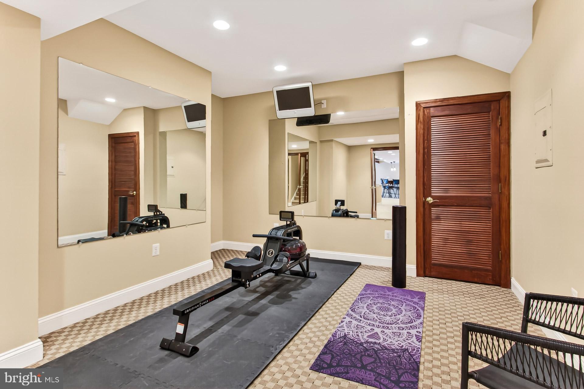 TIMBERBROOKE - Residential