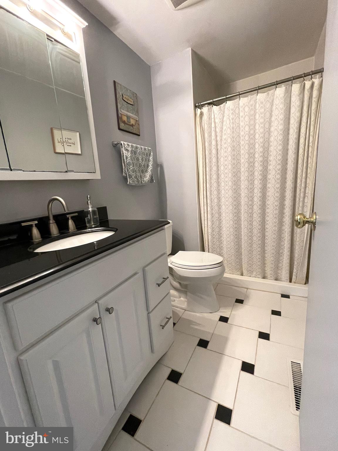 MAYS CHAPEL VILLAGE - Residential