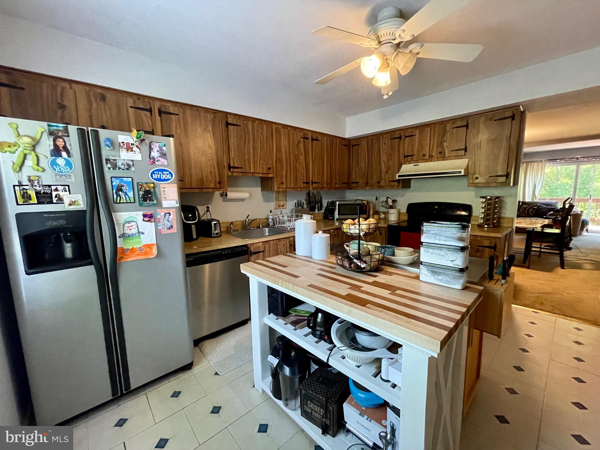 MAYS CHAPEL VILLAGE - Residential