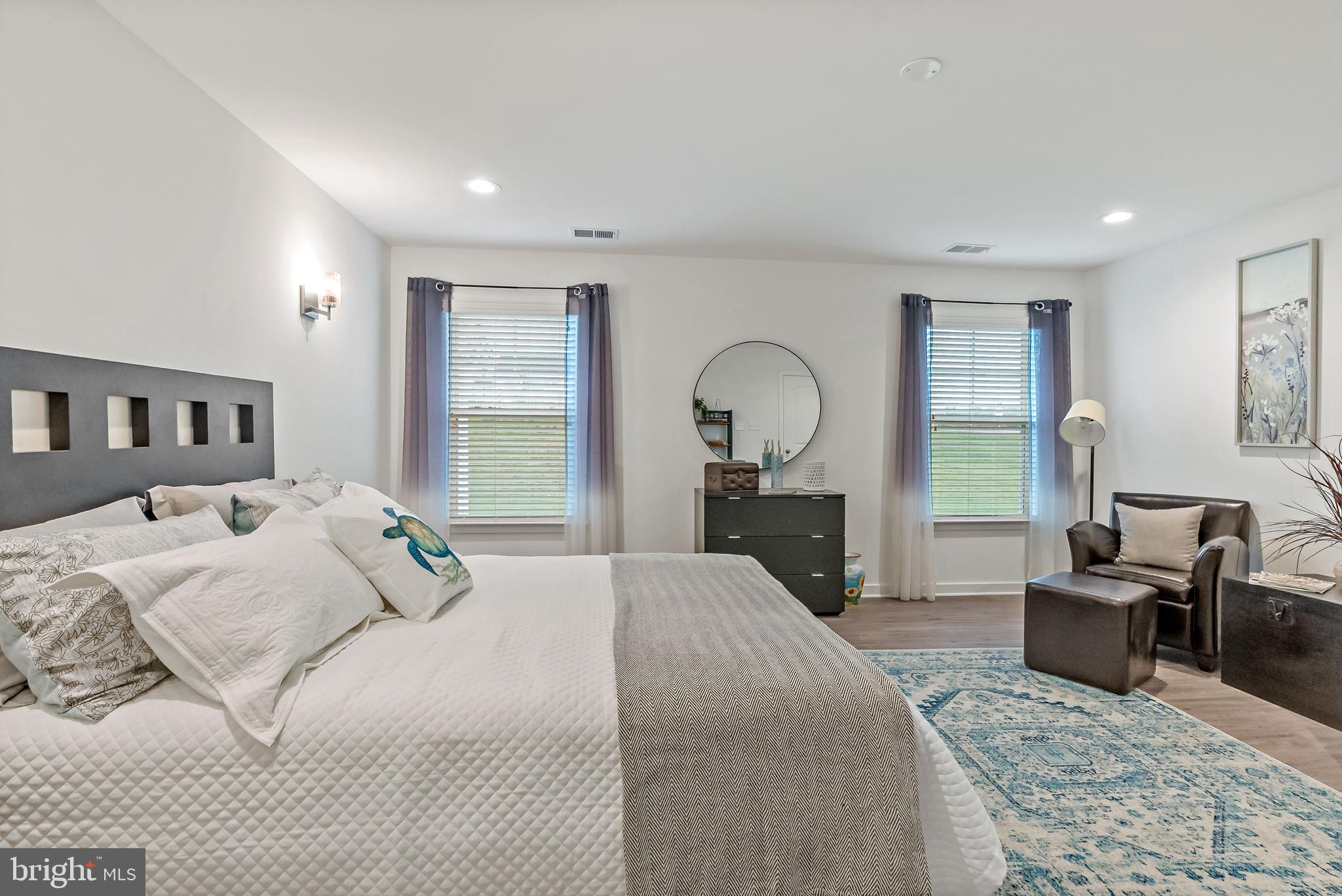 CARDINAL POINTE - Residential