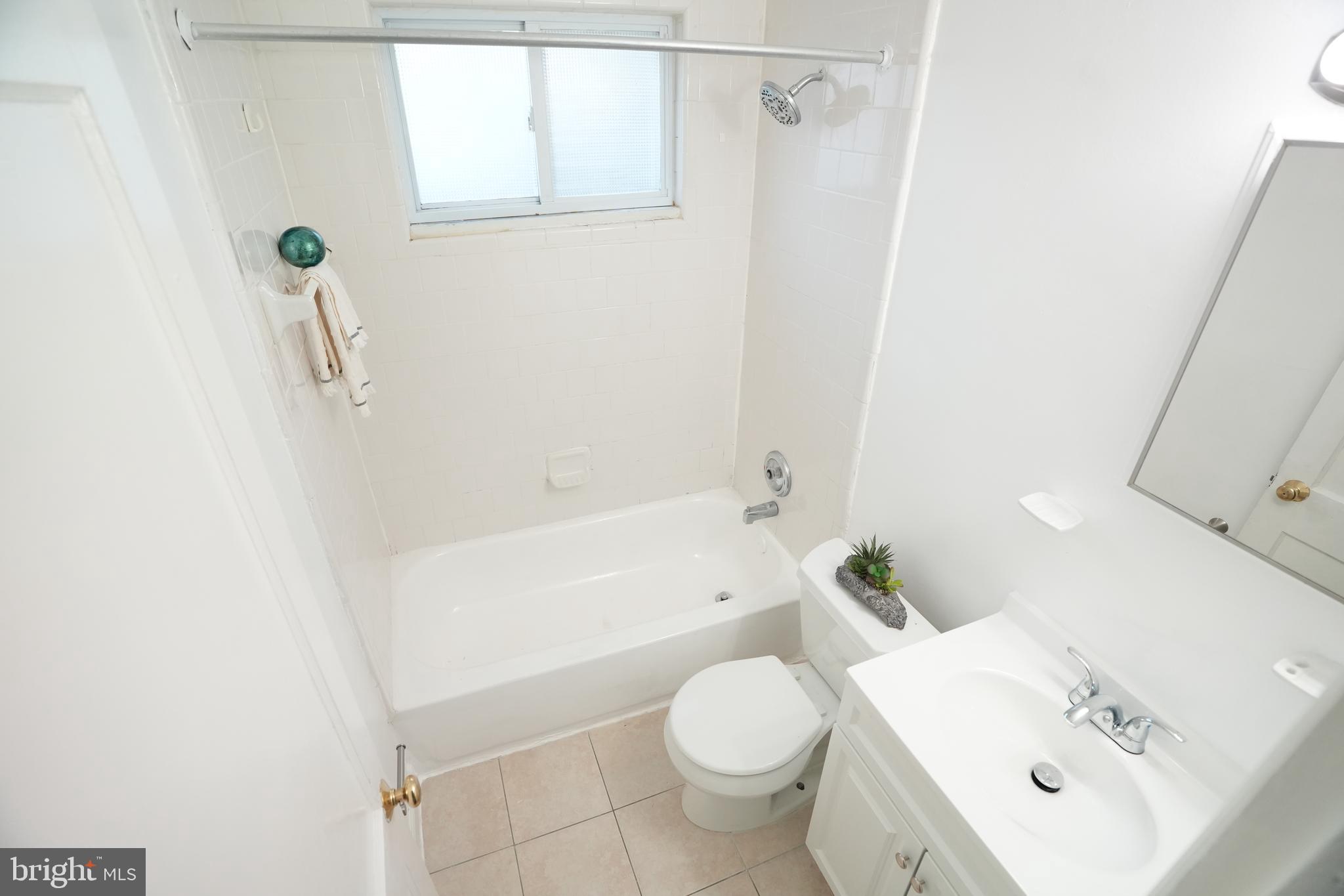 NAUCK GREEN VALLEY - Residential Lease