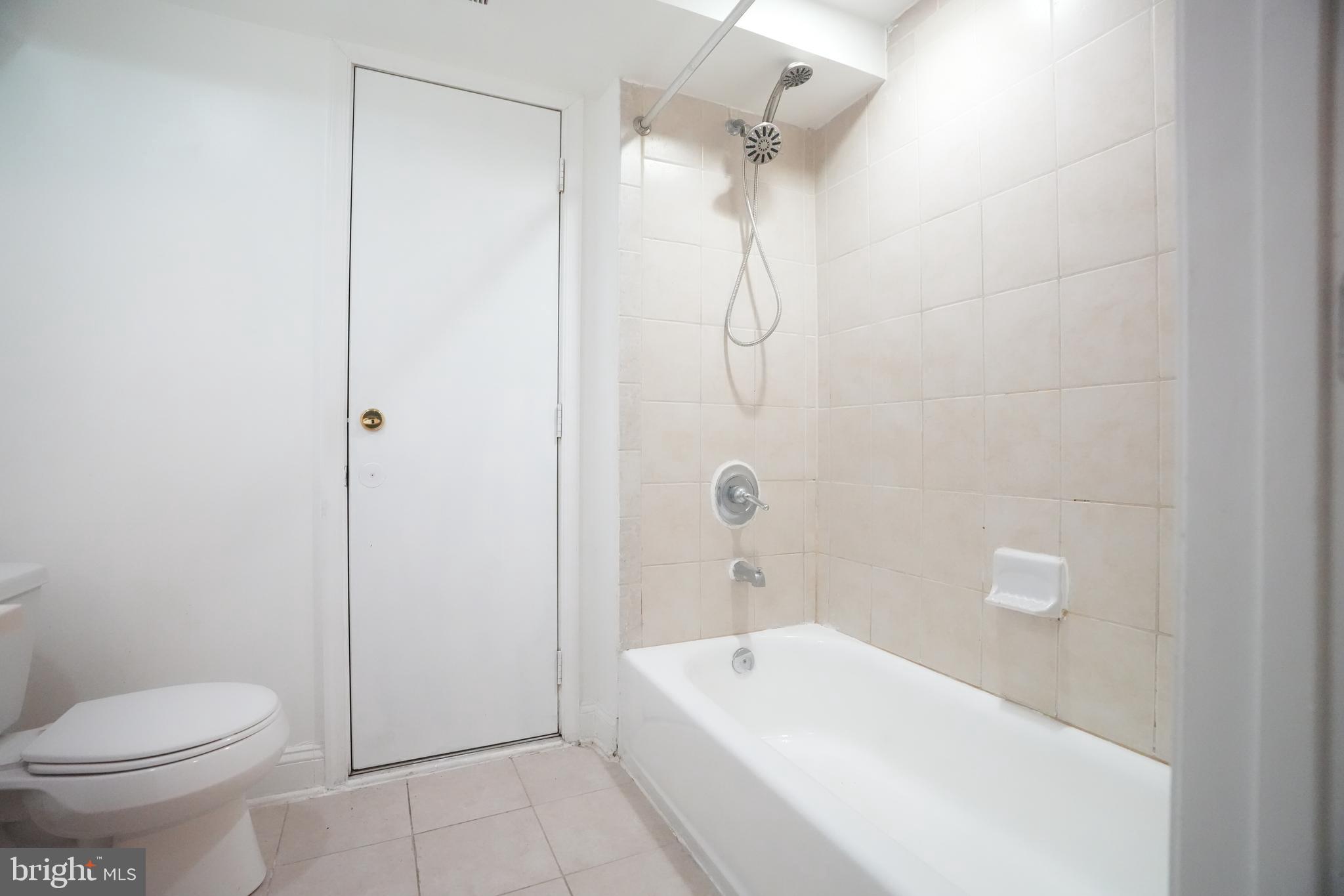 NAUCK GREEN VALLEY - Residential Lease