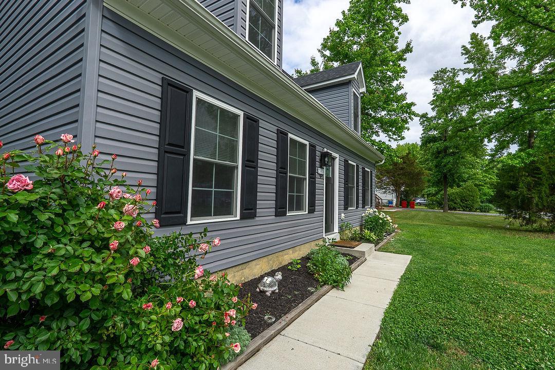 CHESAPEAKE LANDING - Residential