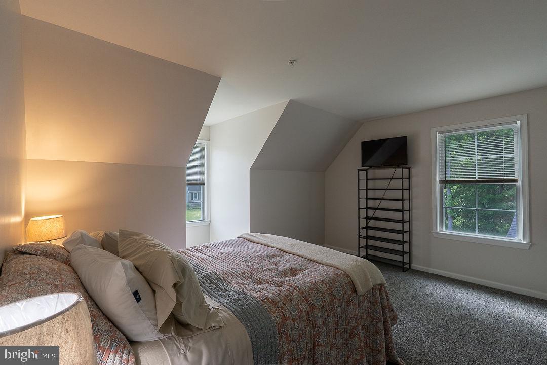 CHESAPEAKE LANDING - Residential