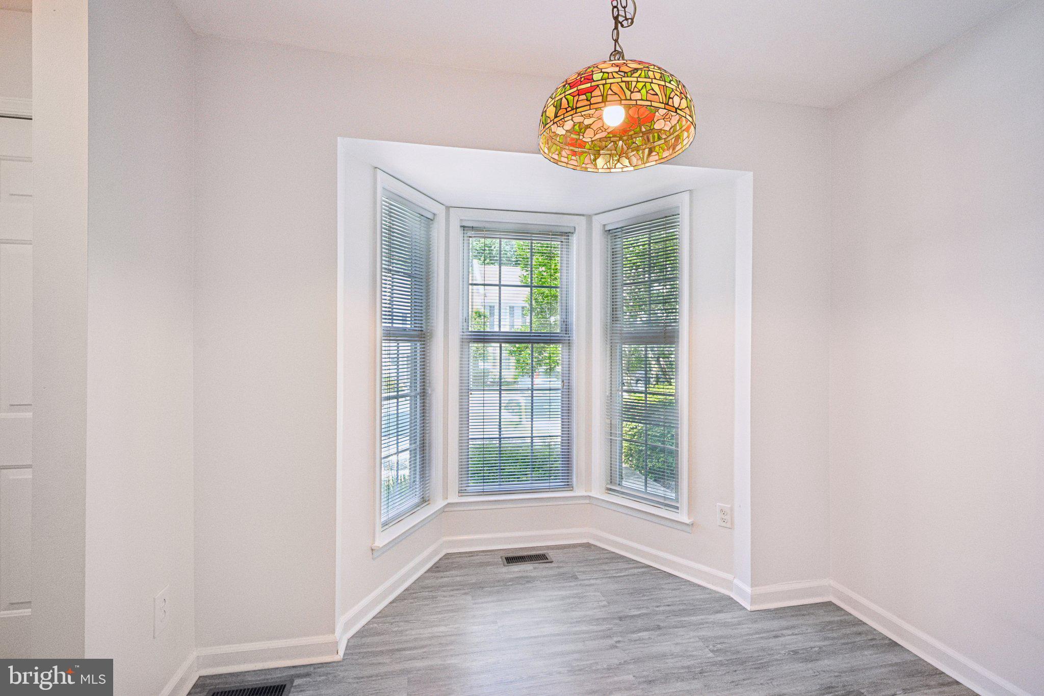 450 HARTFORD SQUARE 7