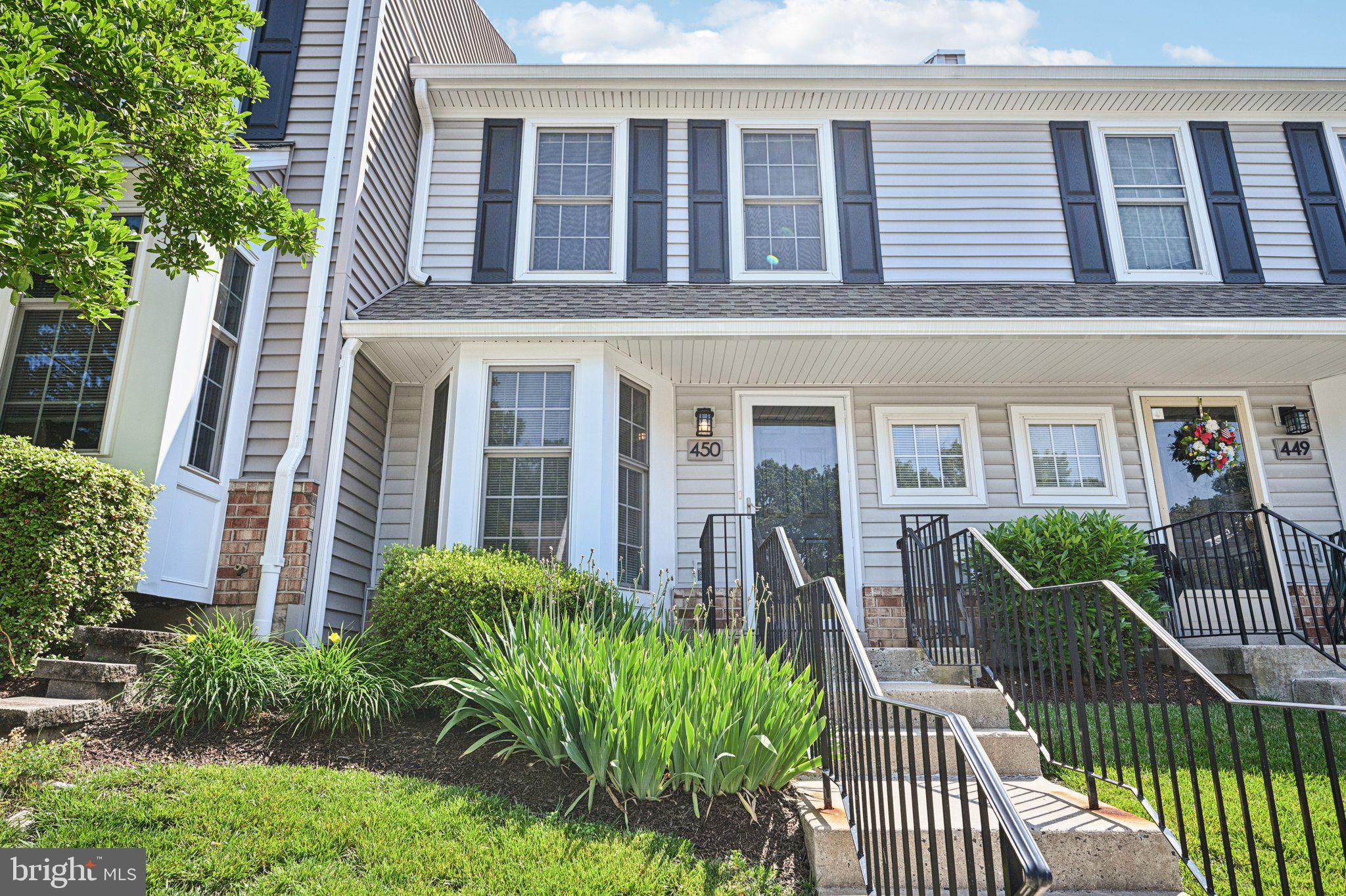 450 HARTFORD SQUARE 7