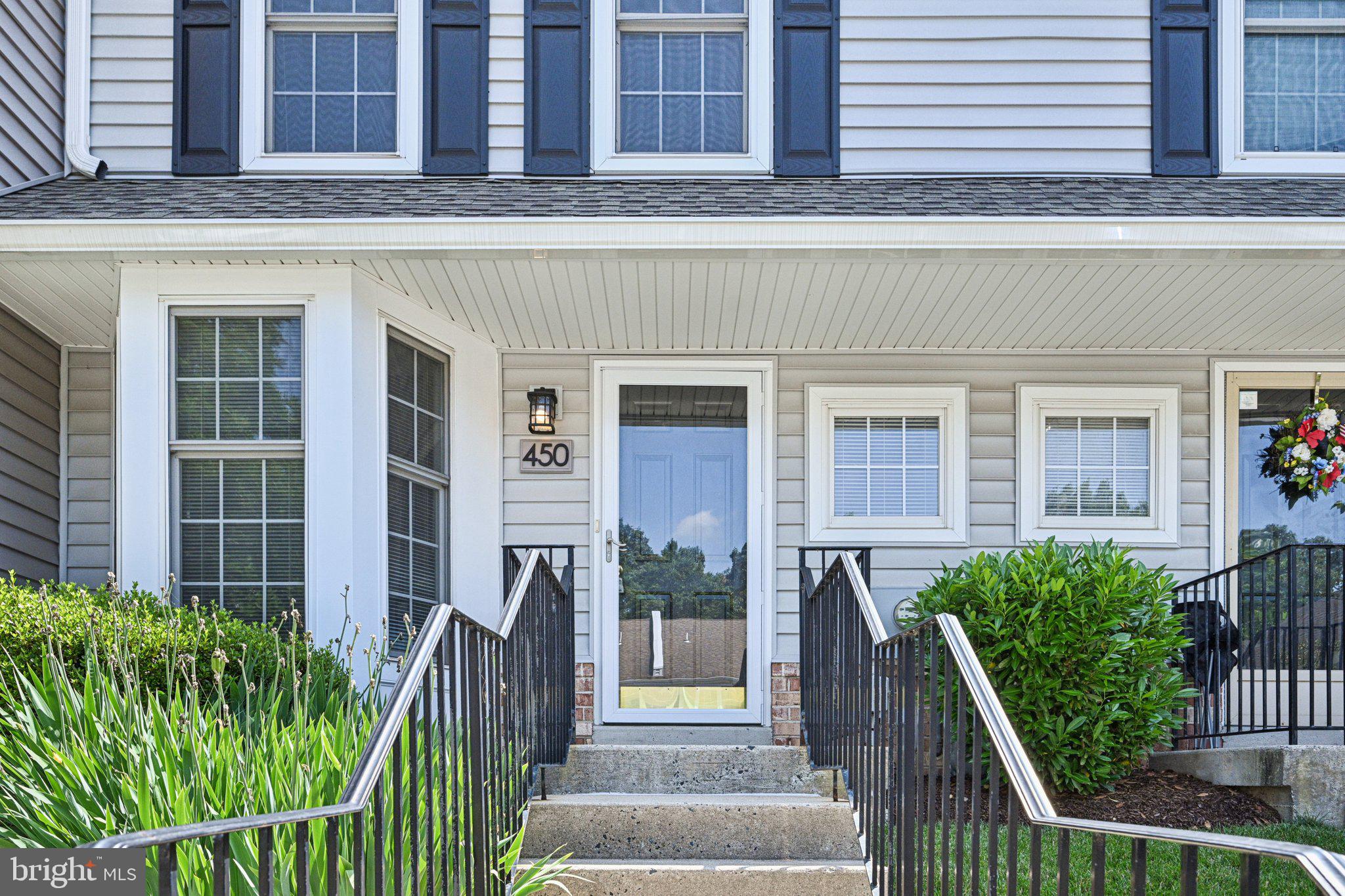 450 HARTFORD SQUARE 7