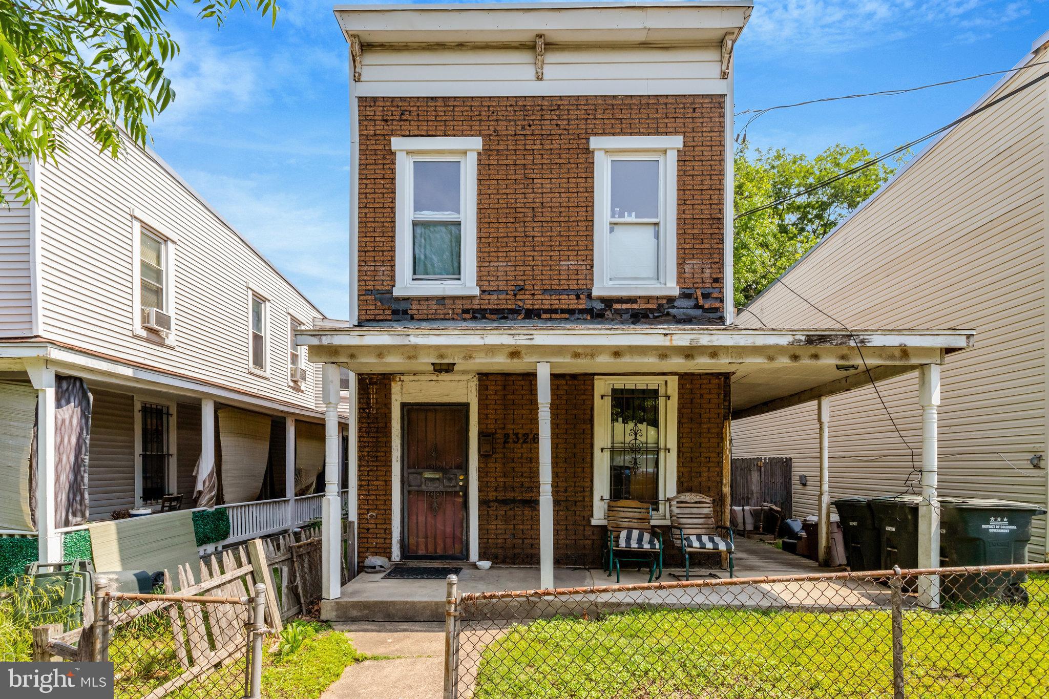 2326 NICHOLSON STREET SE