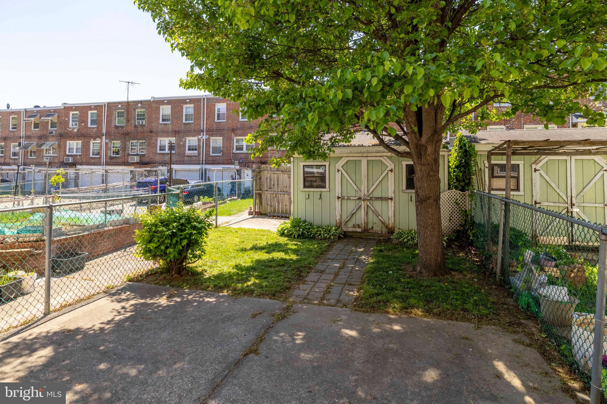 MAYFAIR (WEST) - Residential