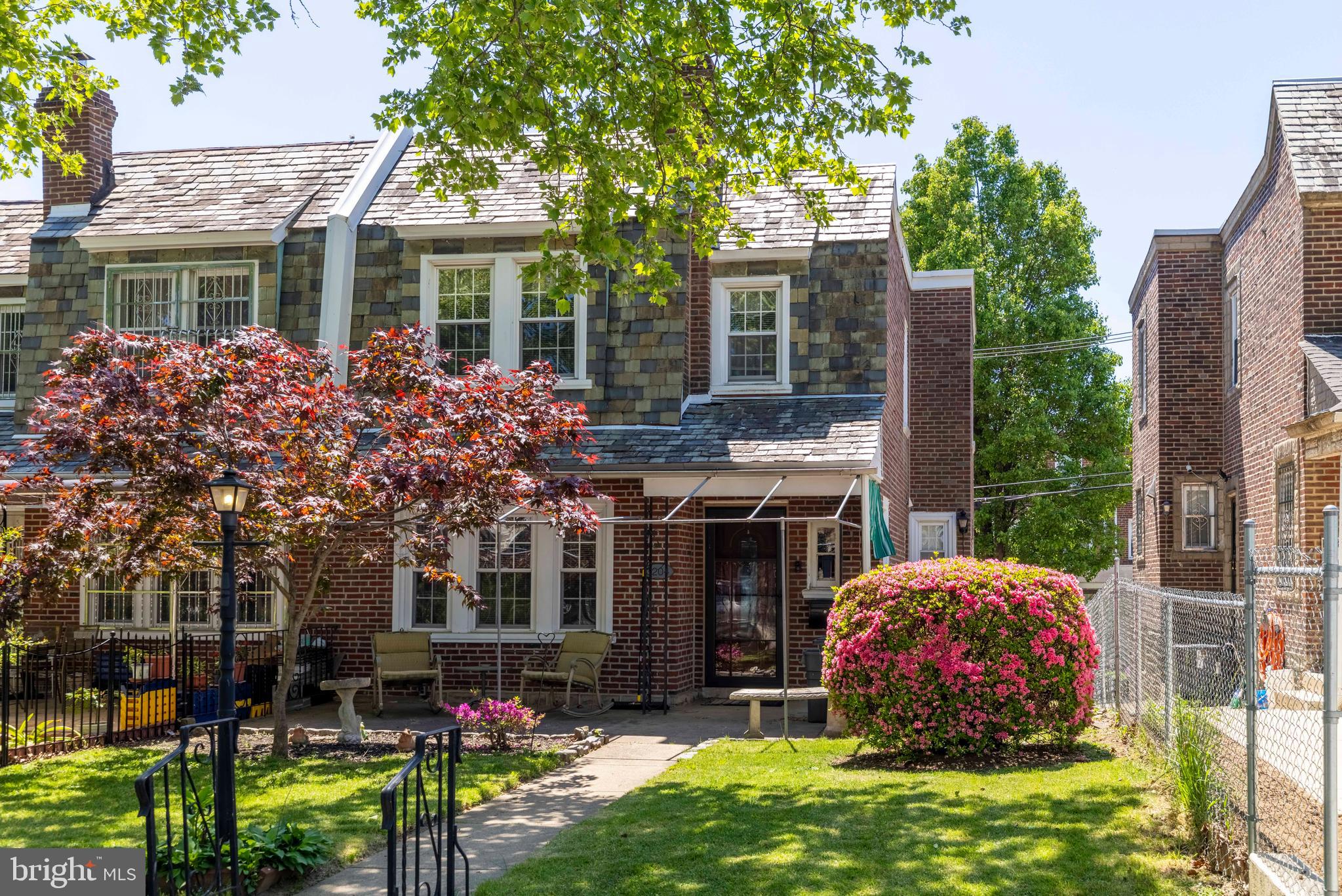MAYFAIR (WEST) - Residential