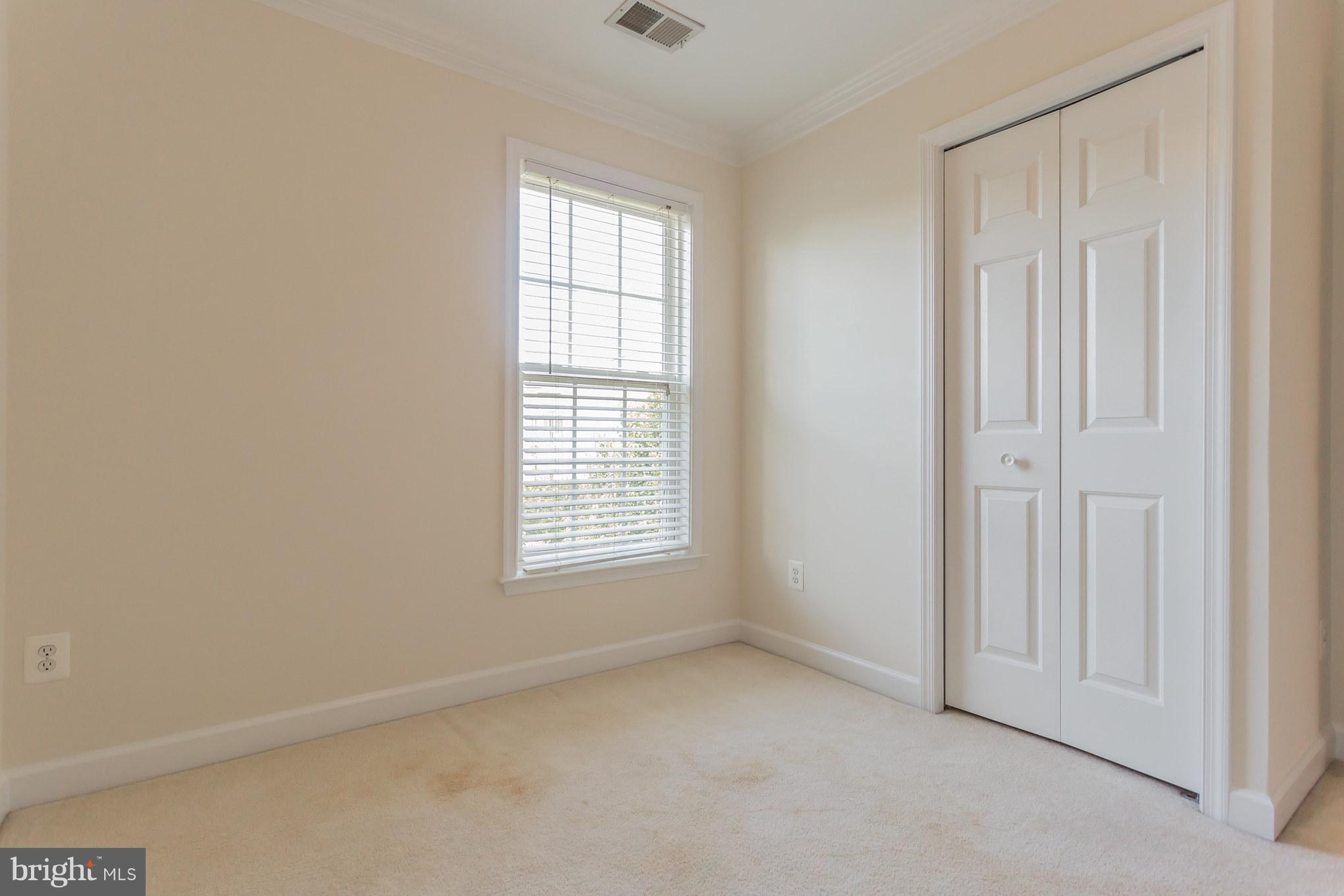 SOMERSET - Residential