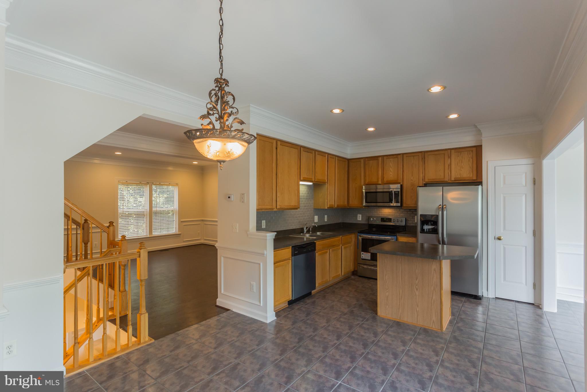 SOMERSET - Residential