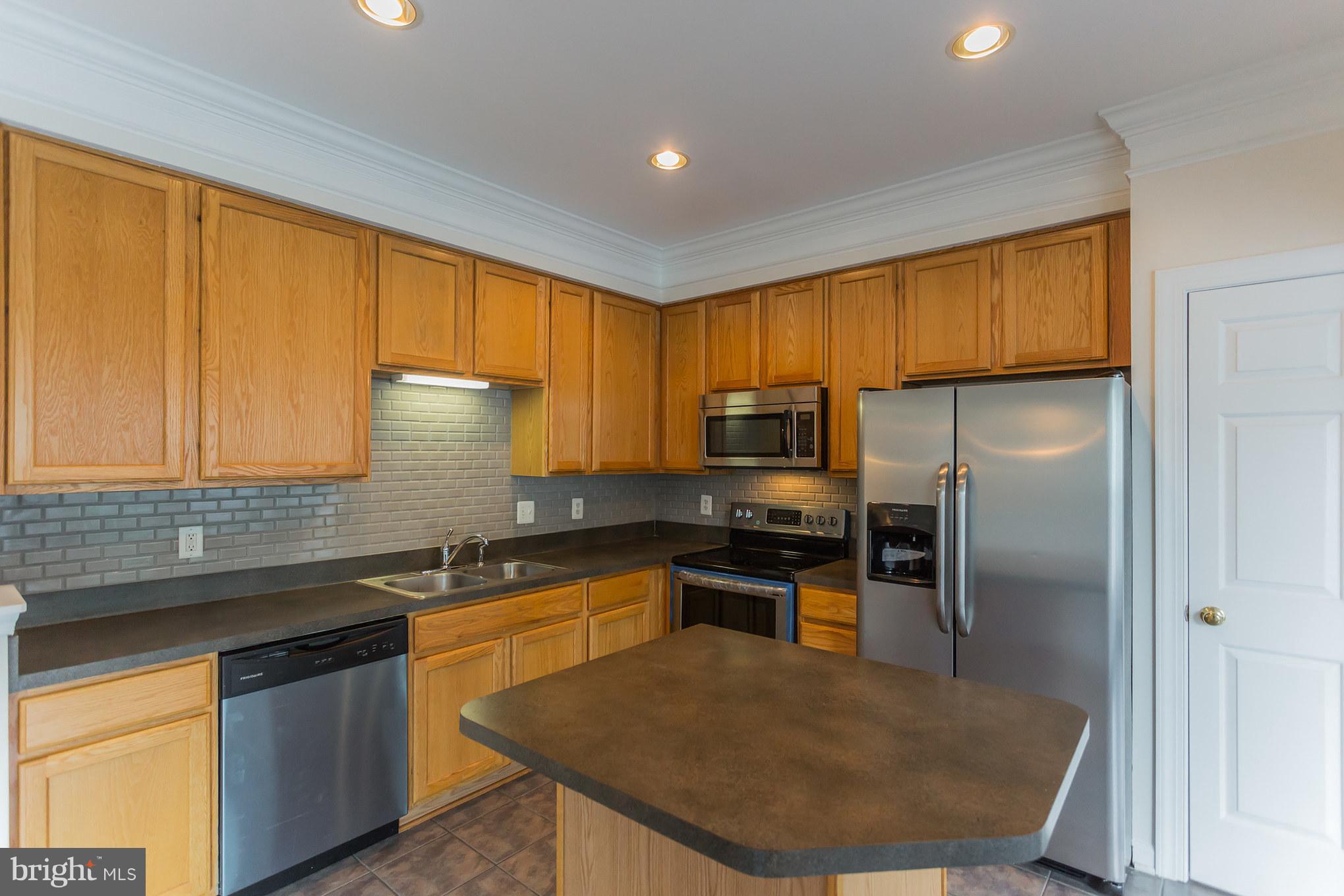 SOMERSET - Residential