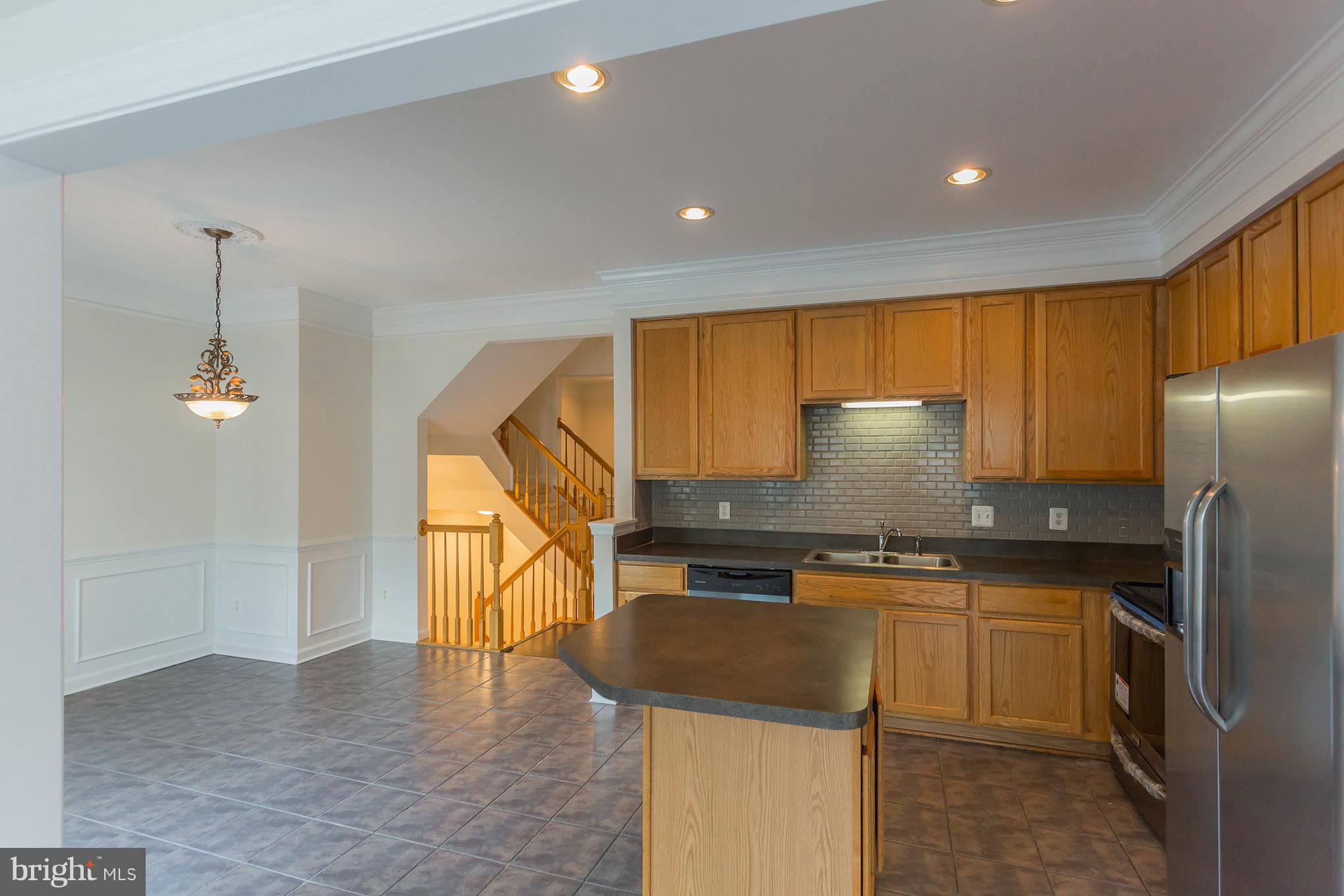 SOMERSET - Residential