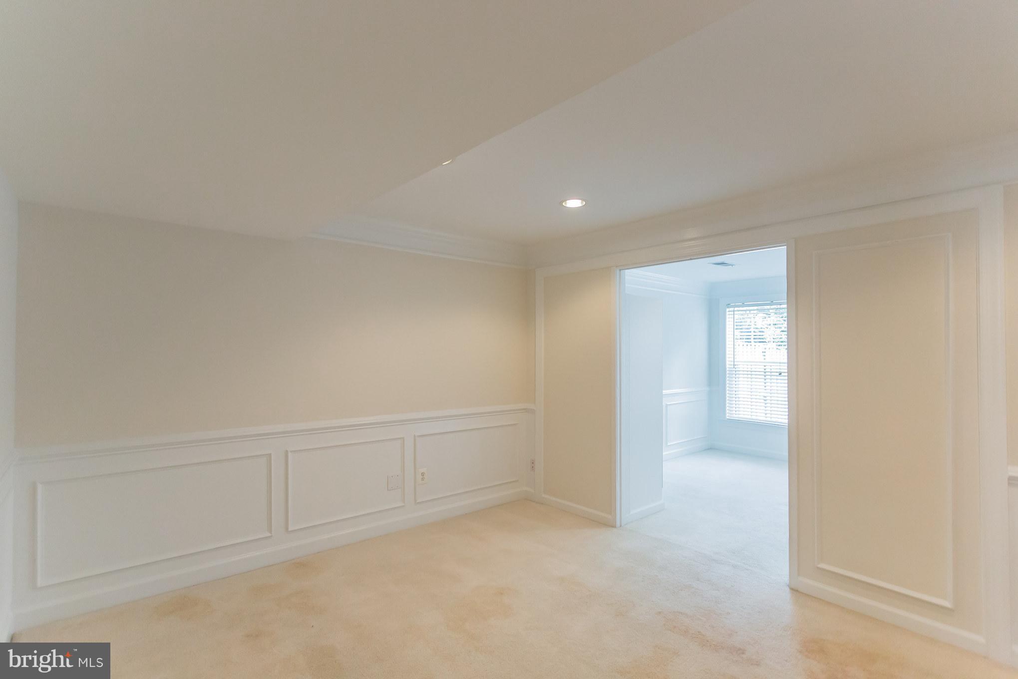 SOMERSET - Residential