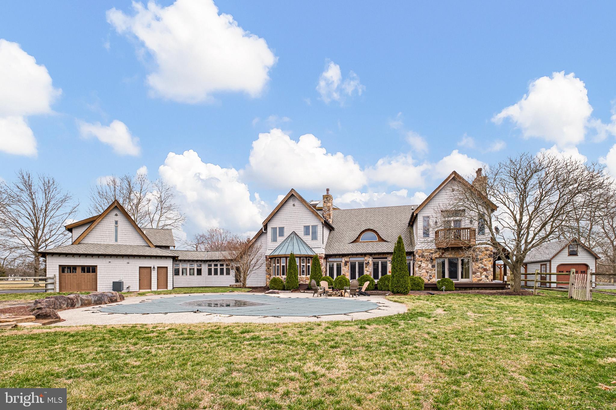 BUDDS LANDING - Residential