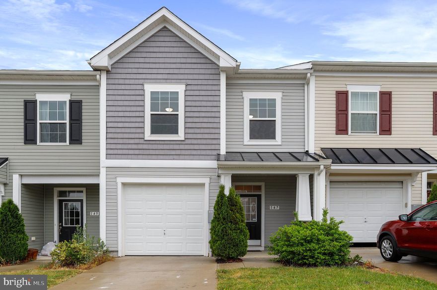 Welcome Home to this beautifully maintained 2-level townhome in The Gallery subdivision! Featuring 3 bedrooms, 2.5 baths, and 1-car garage. Open floor plan. LVP flooring throughout main level. Eat-in kitchen with granite countertops, pantry, island, and dining room area. Carpet flooring throughout upper level. Primary bedroom with walk-in closet and attached bath. Laundry. Backyard patio. Conveniently located near shopping centers, dining, and I-81. Schedule your tour today!