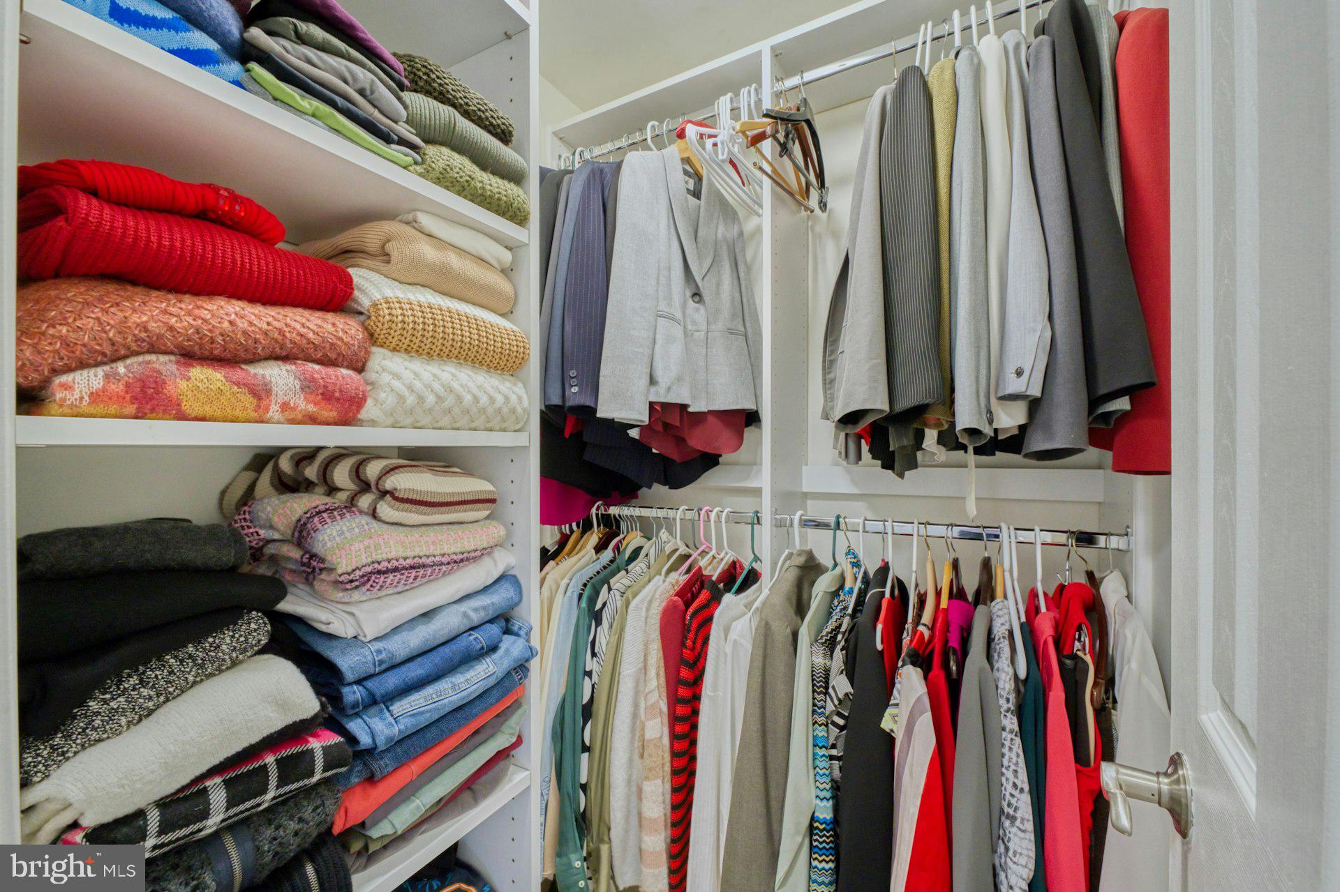 WOLFE ALLEY - Residential