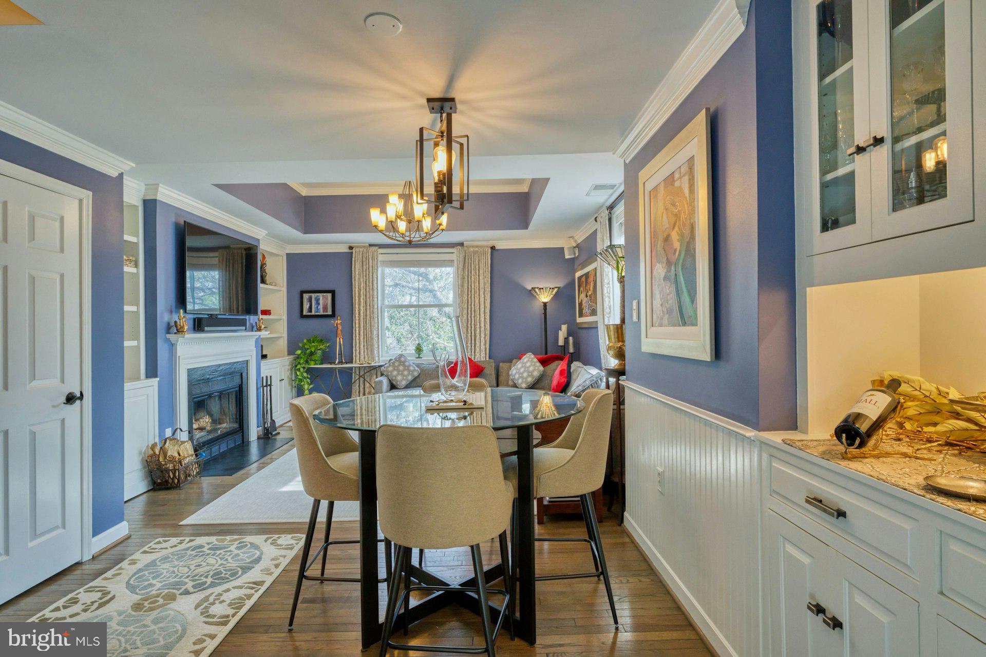 WOLFE ALLEY - Residential