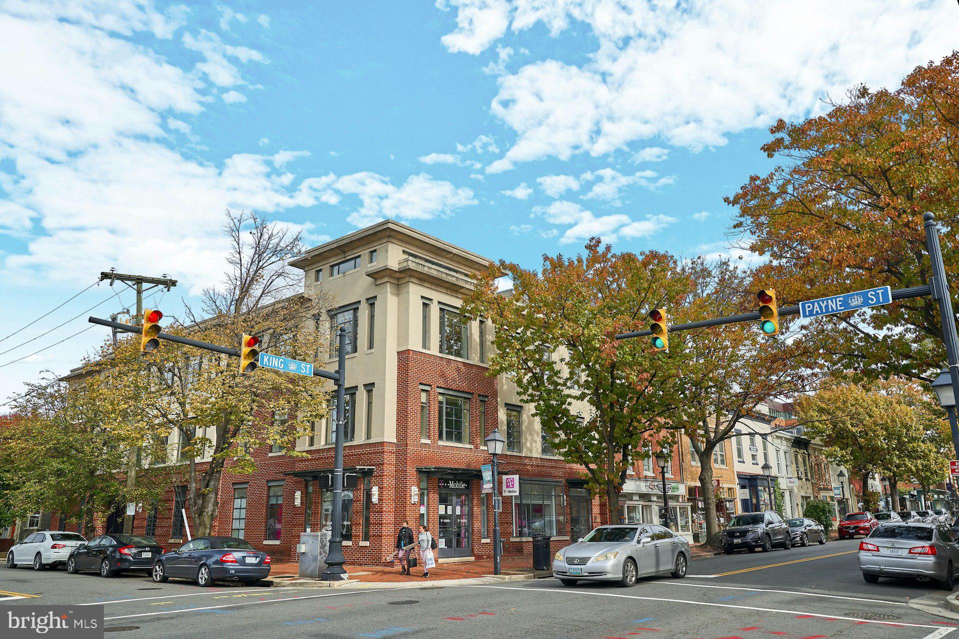 WOLFE ALLEY - Residential