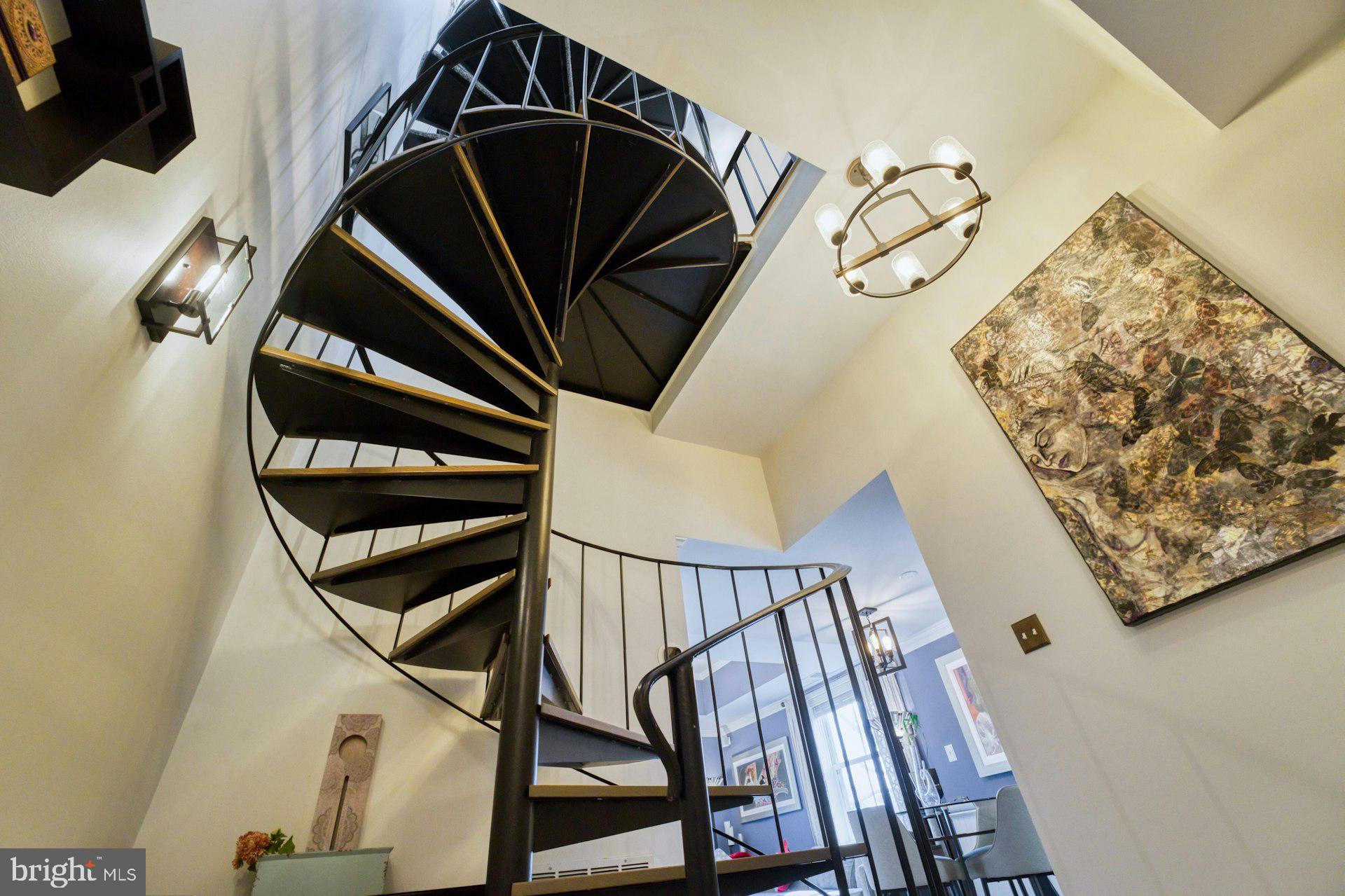 WOLFE ALLEY - Residential