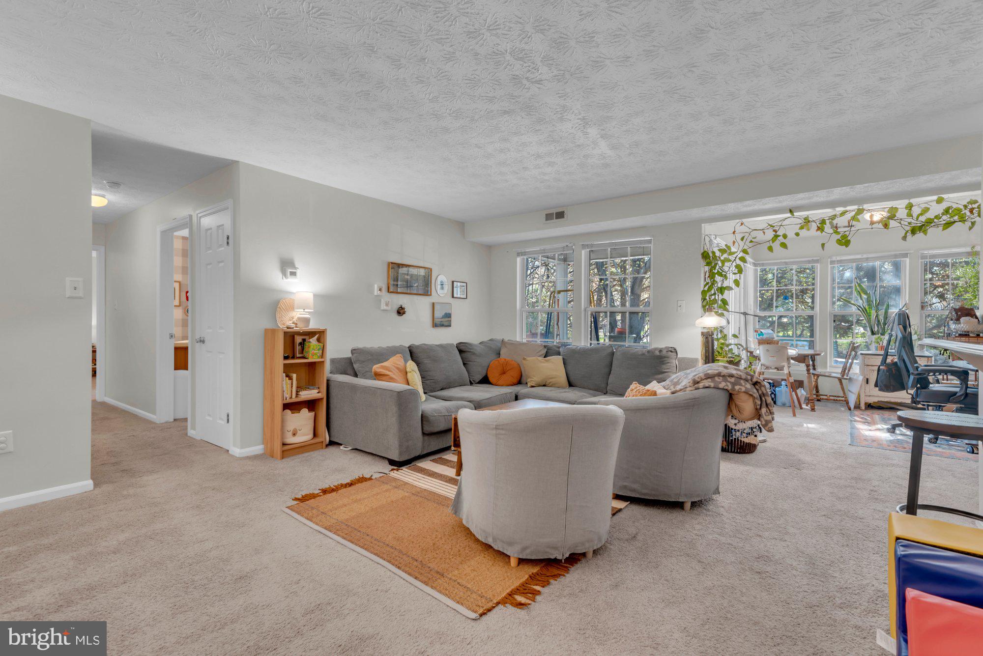 DEEP CREEK COMMONS - Residential