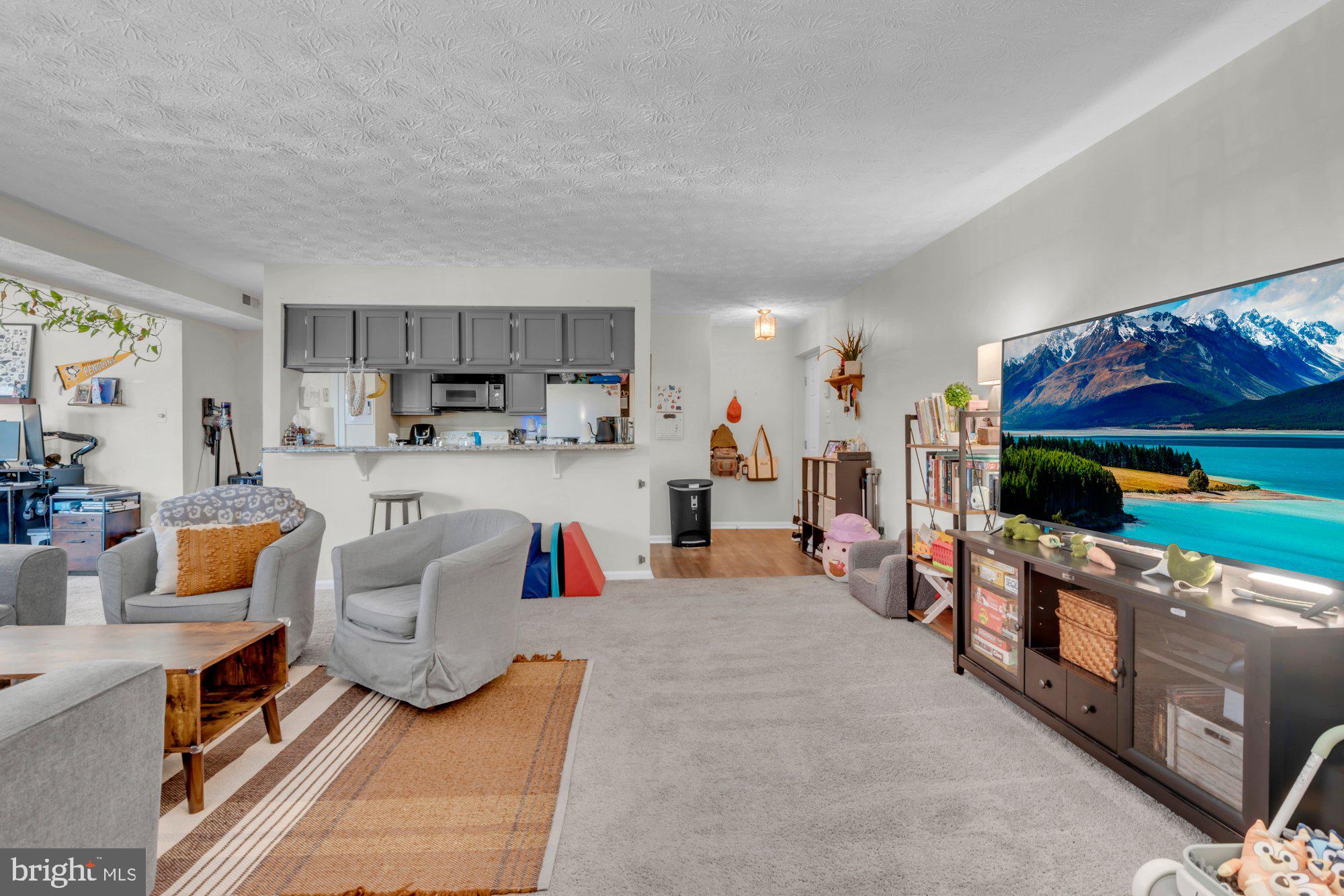 DEEP CREEK COMMONS - Residential