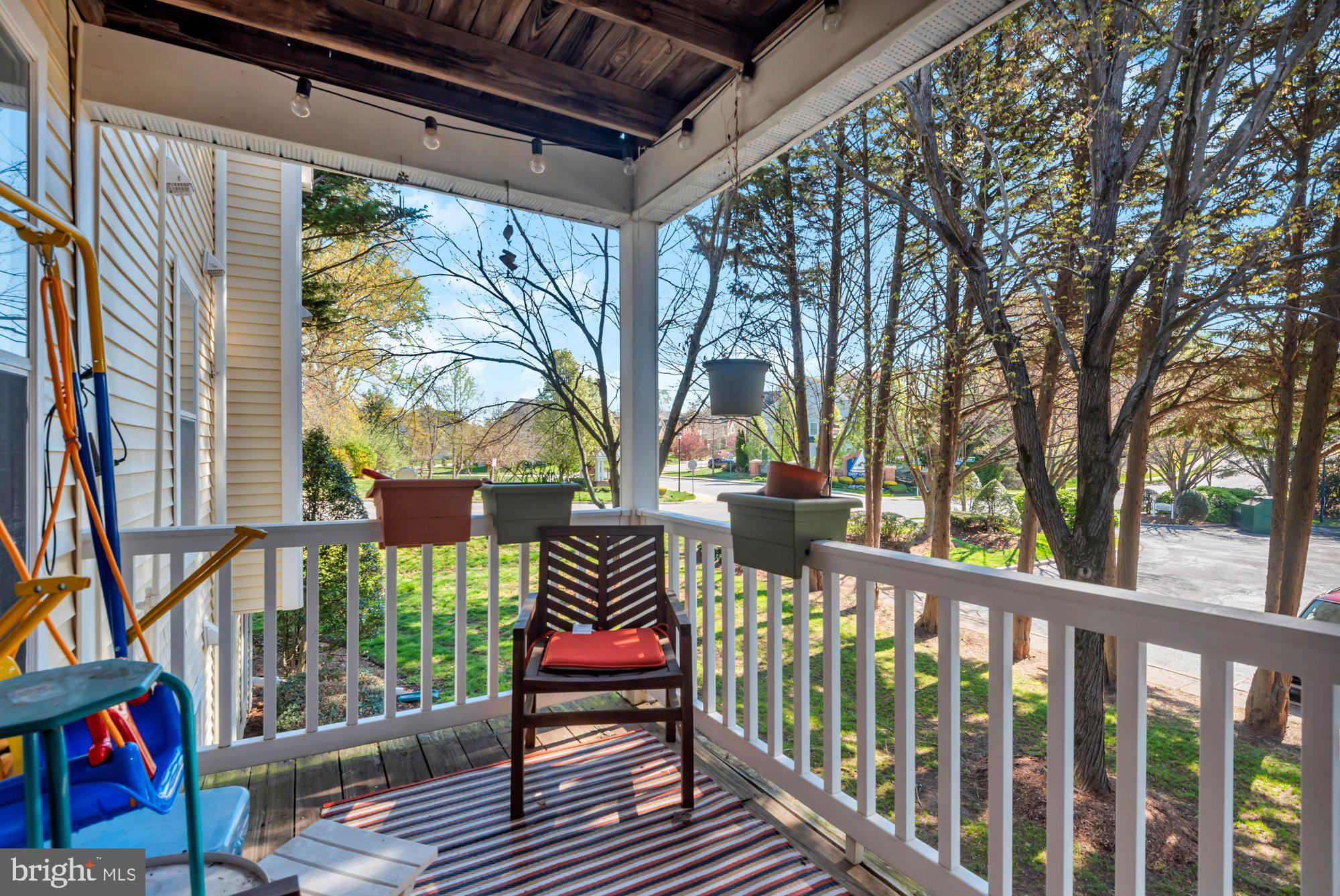 DEEP CREEK COMMONS - Residential