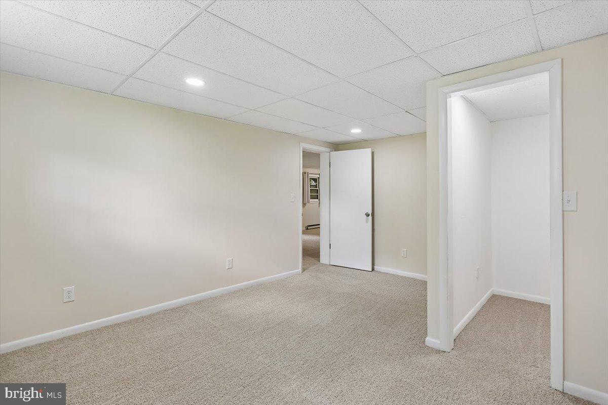 DARNESTOWN OUTSIDE - Residential