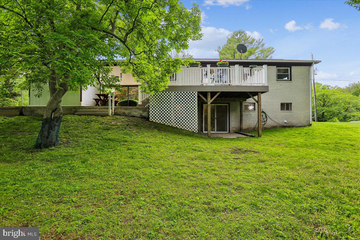 DARNESTOWN OUTSIDE - Residential