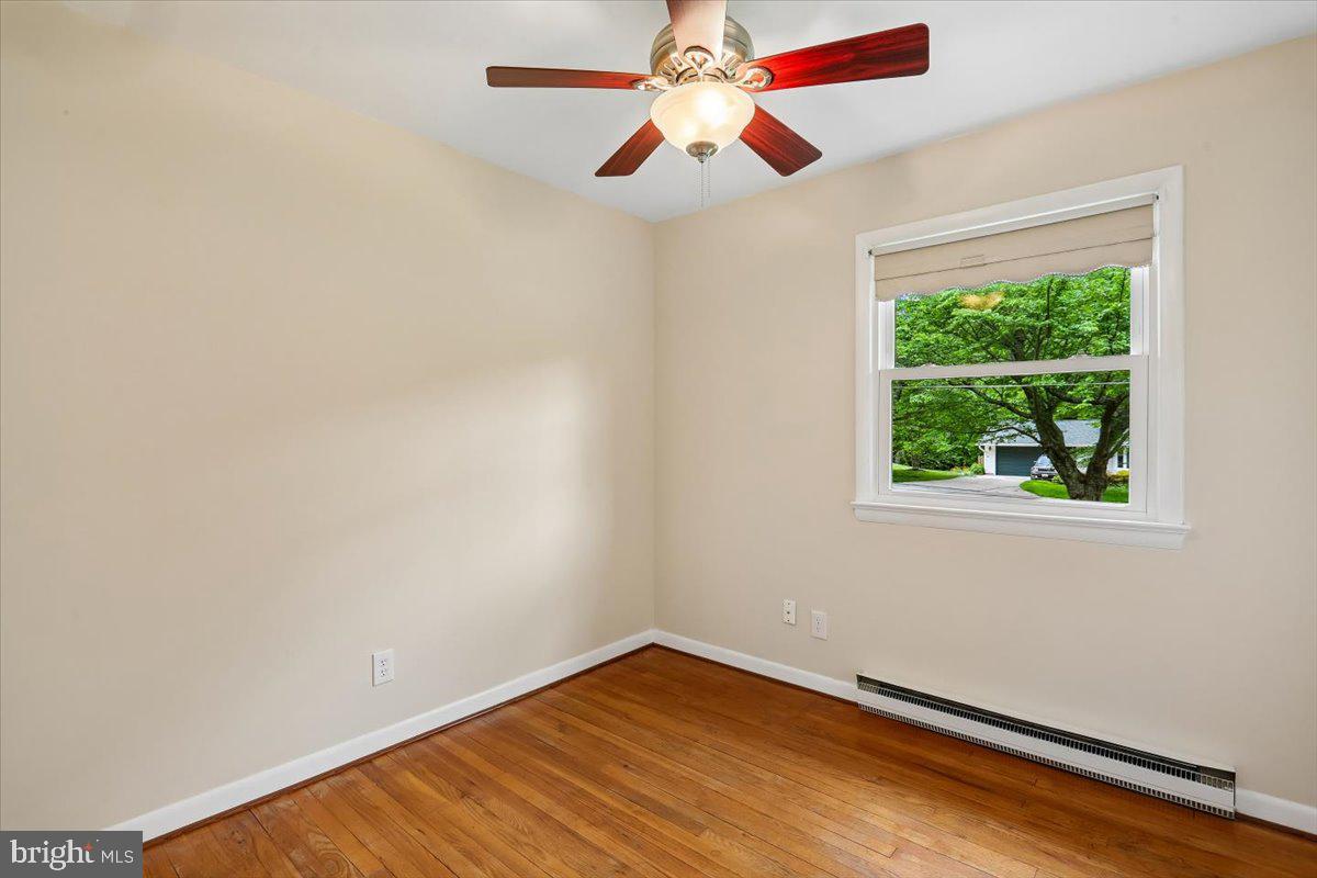 DARNESTOWN OUTSIDE - Residential