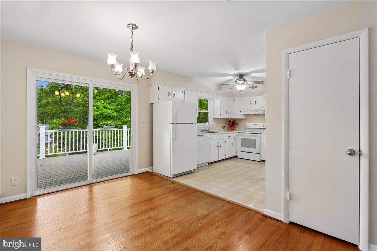 DARNESTOWN OUTSIDE - Residential