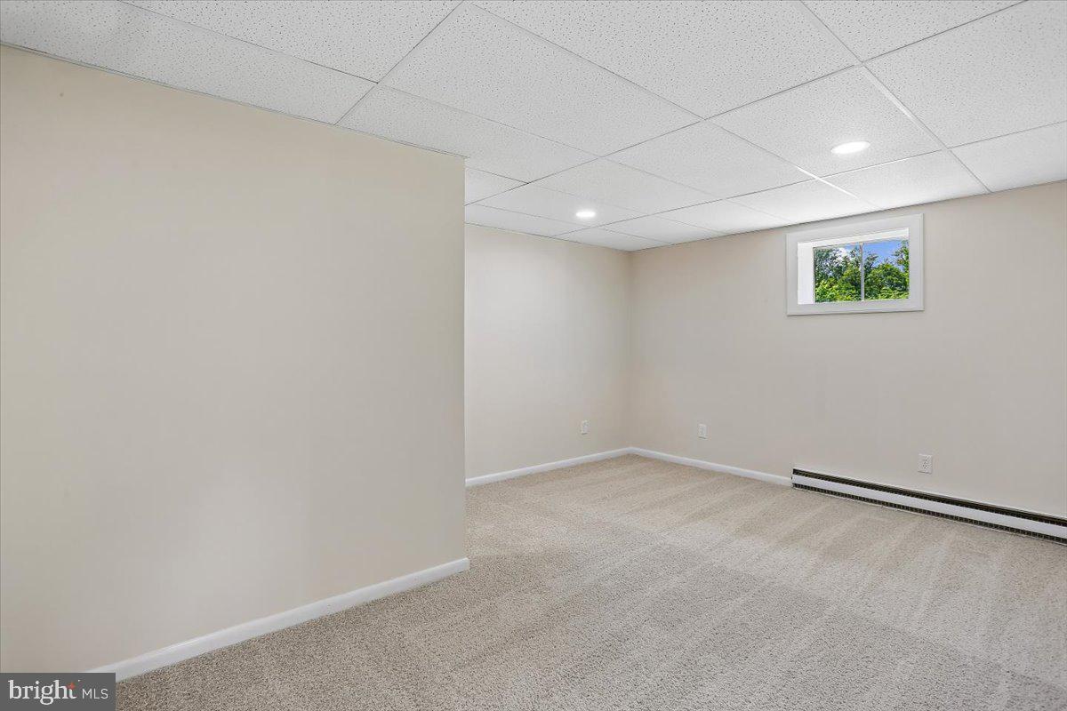 DARNESTOWN OUTSIDE - Residential