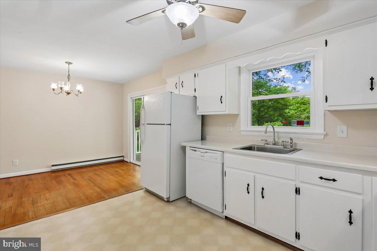 DARNESTOWN OUTSIDE - Residential