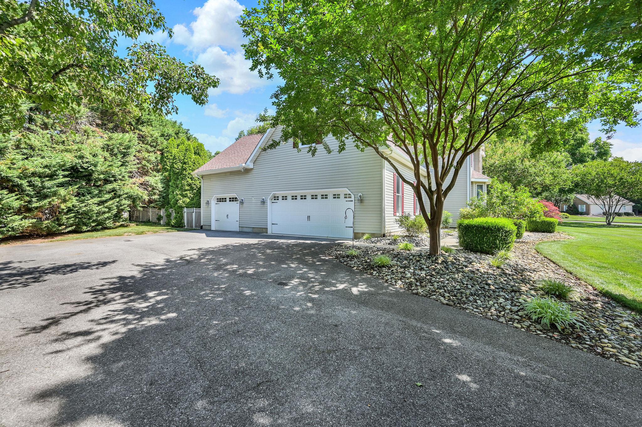 120 DODGE DRIVE