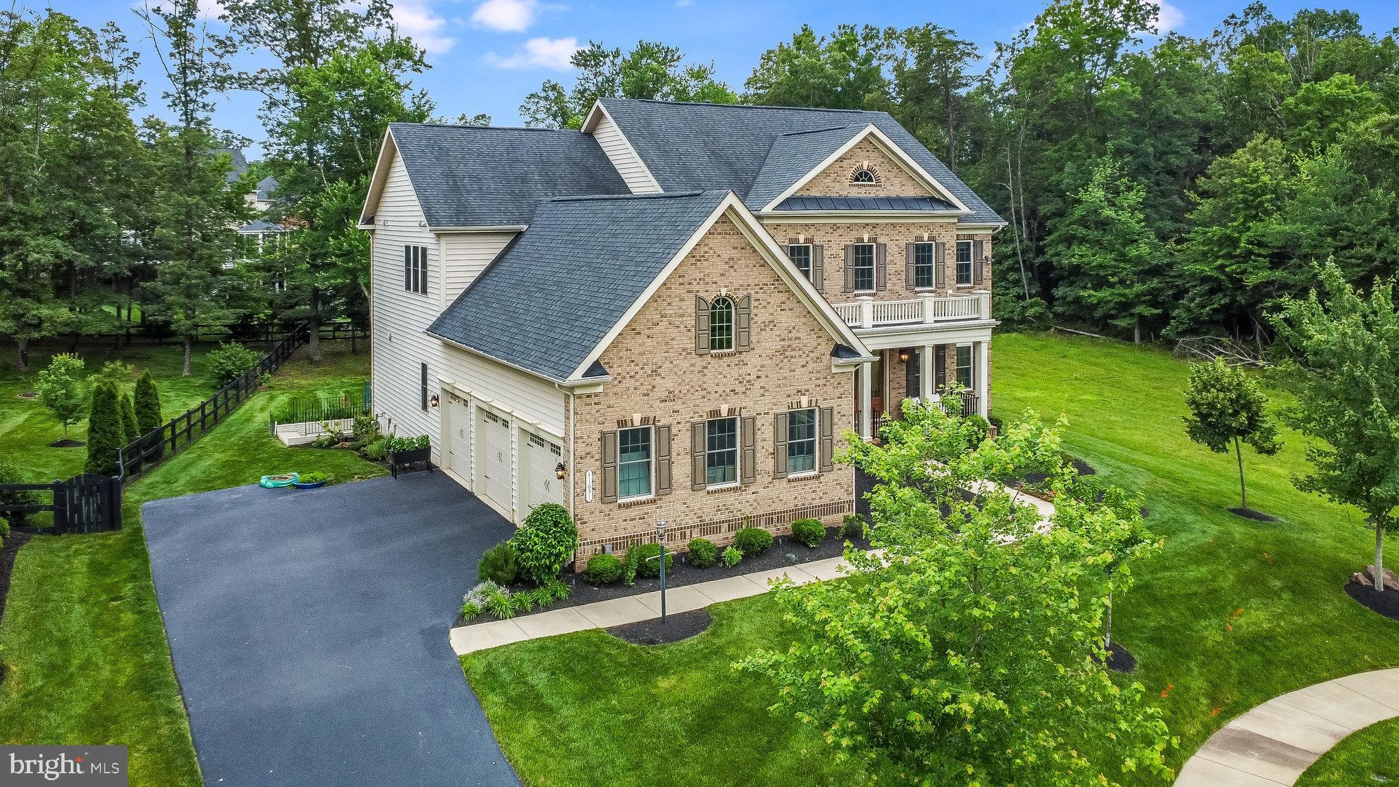 MEADOWS 2 - Residential