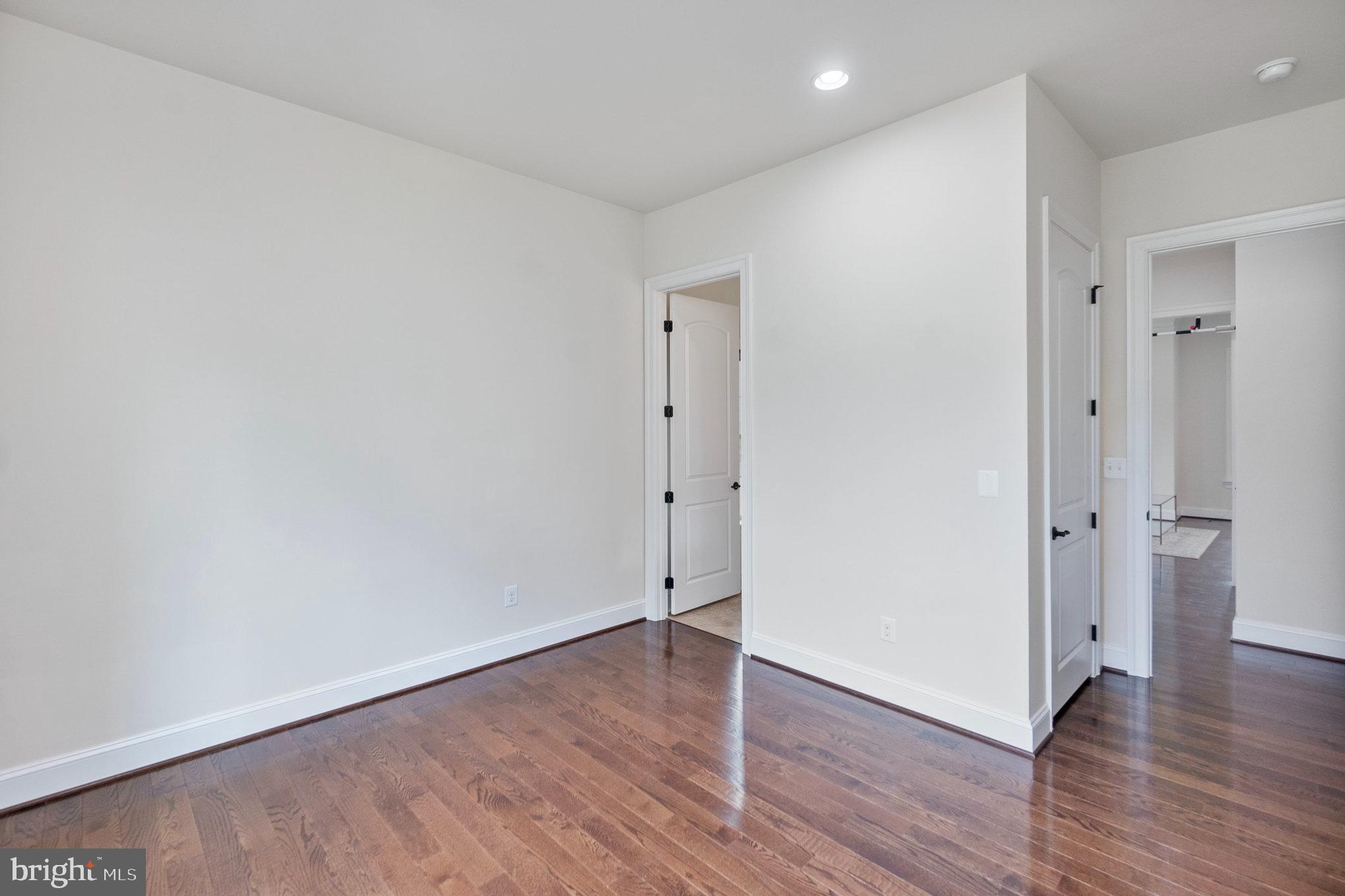 MEADOWS 2 - Residential