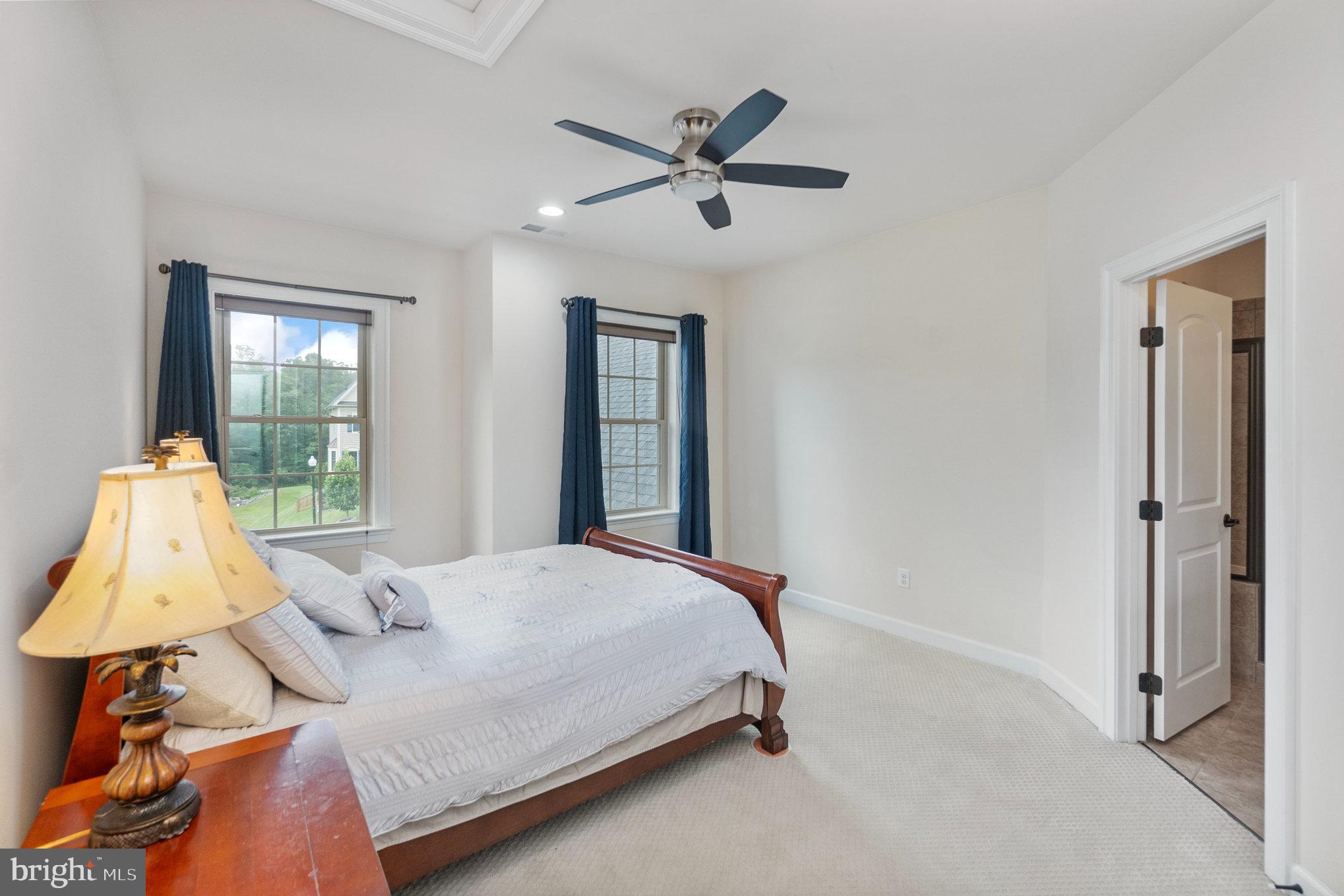 MEADOWS 2 - Residential