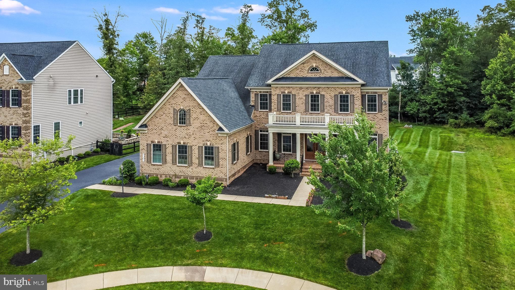 MEADOWS 2 - Residential