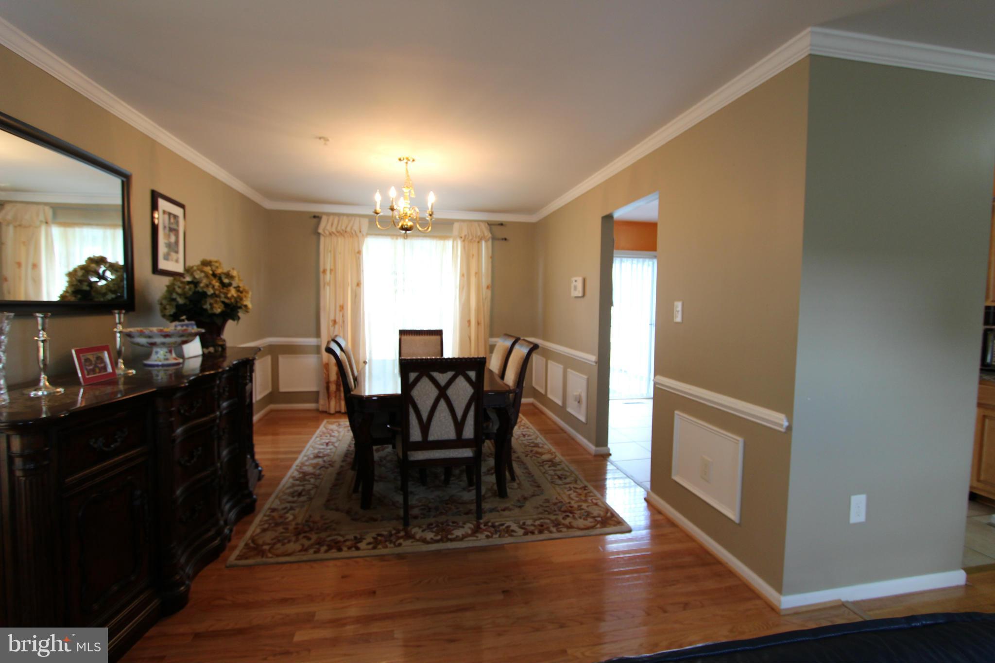 SHERIFF KNOLLS - Residential