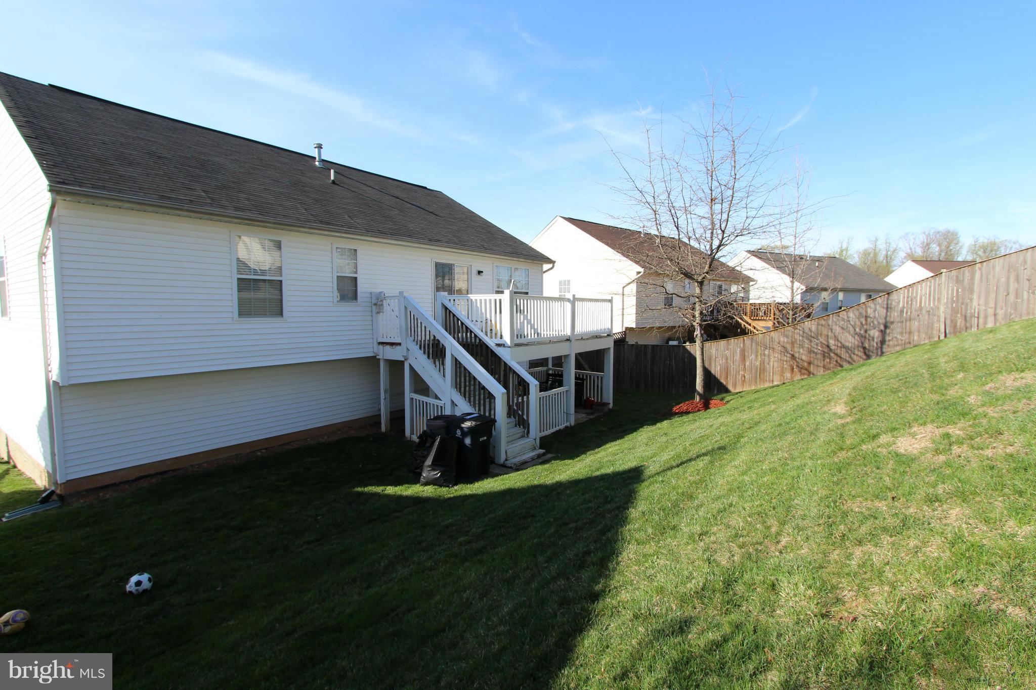 SHERIFF KNOLLS - Residential