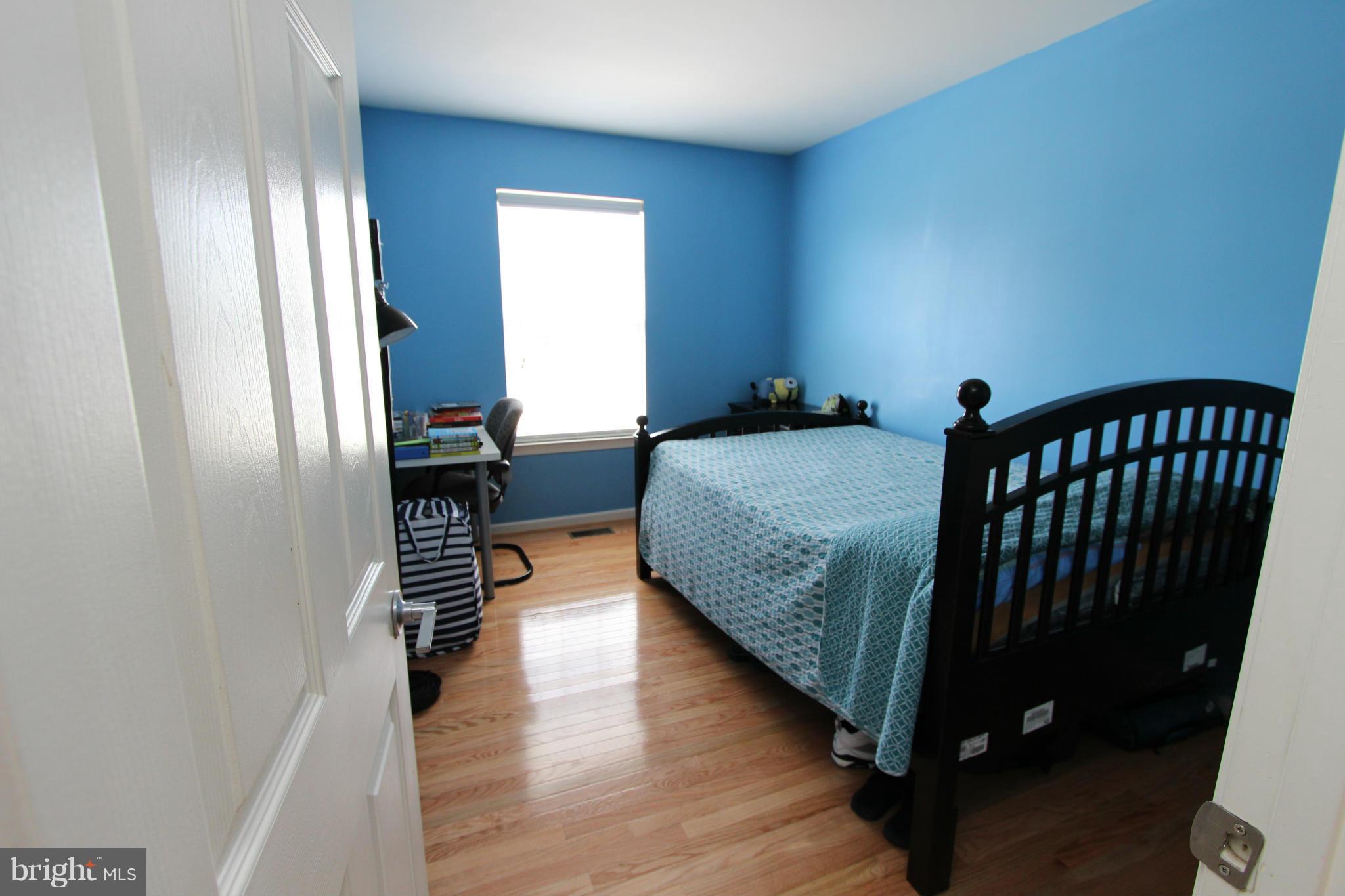 SHERIFF KNOLLS - Residential