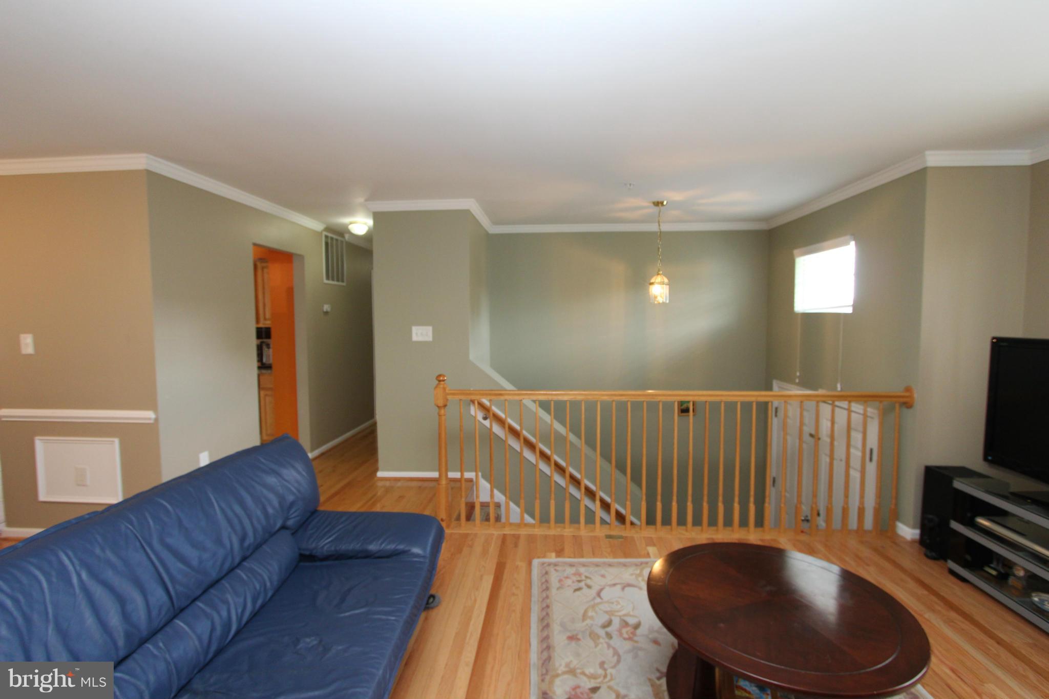 SHERIFF KNOLLS - Residential