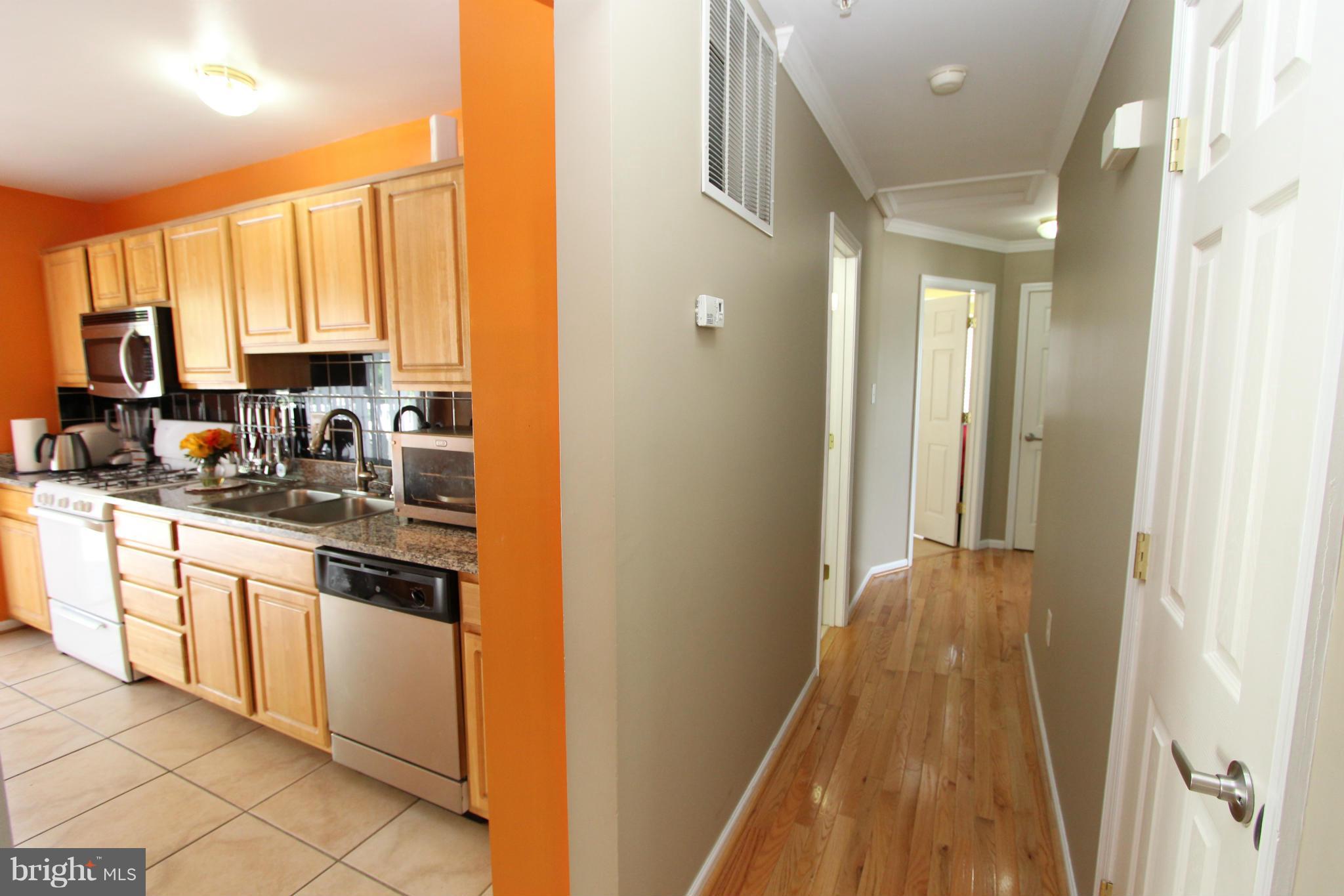 SHERIFF KNOLLS - Residential