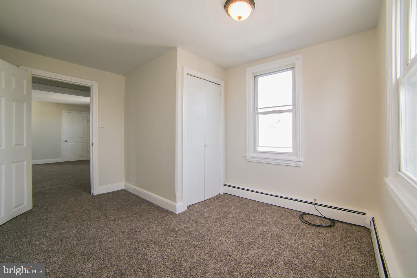 435 LEEDOM STREET 2