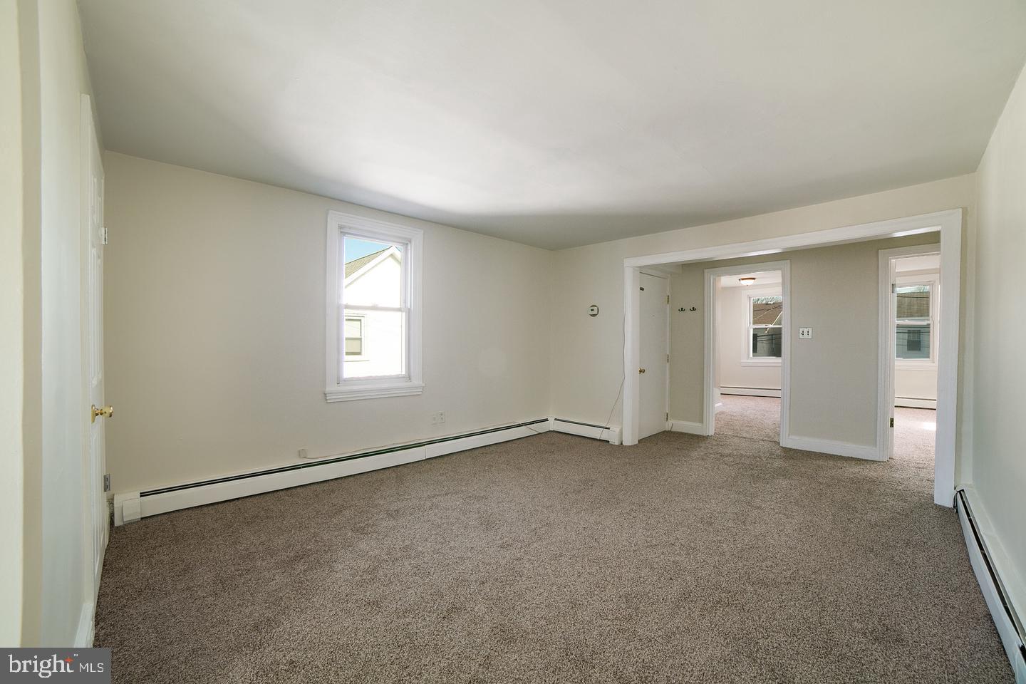 435 LEEDOM STREET 2