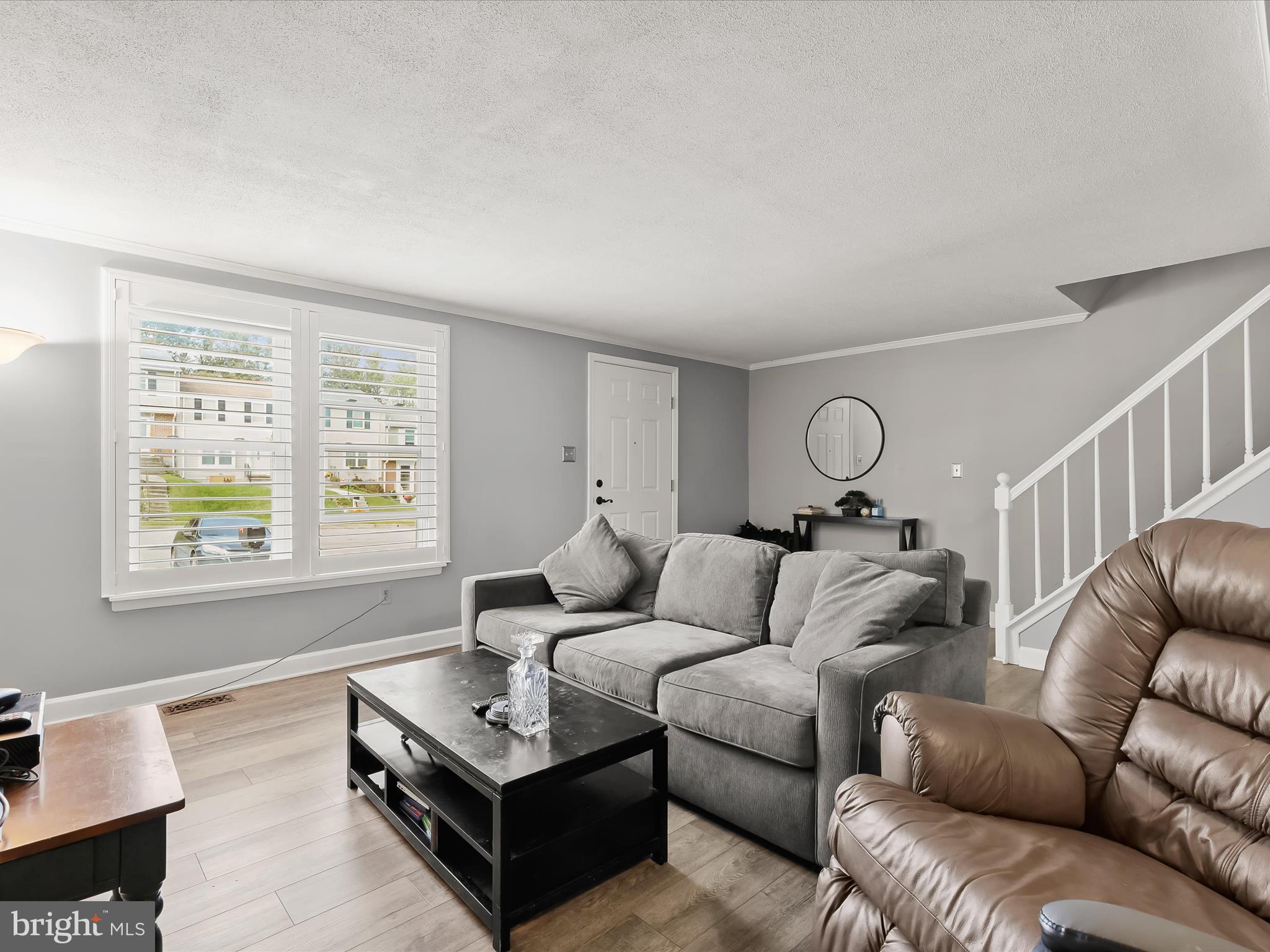 TOWN & COUNTRY APARTMENTS CARNEY - Residential